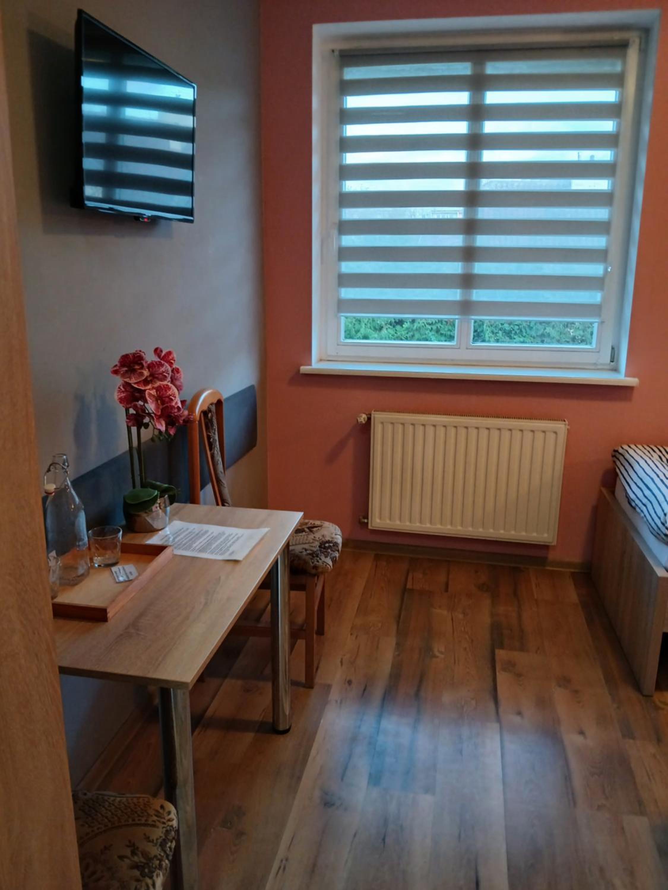 Double Room with Private Bathroom photo 2