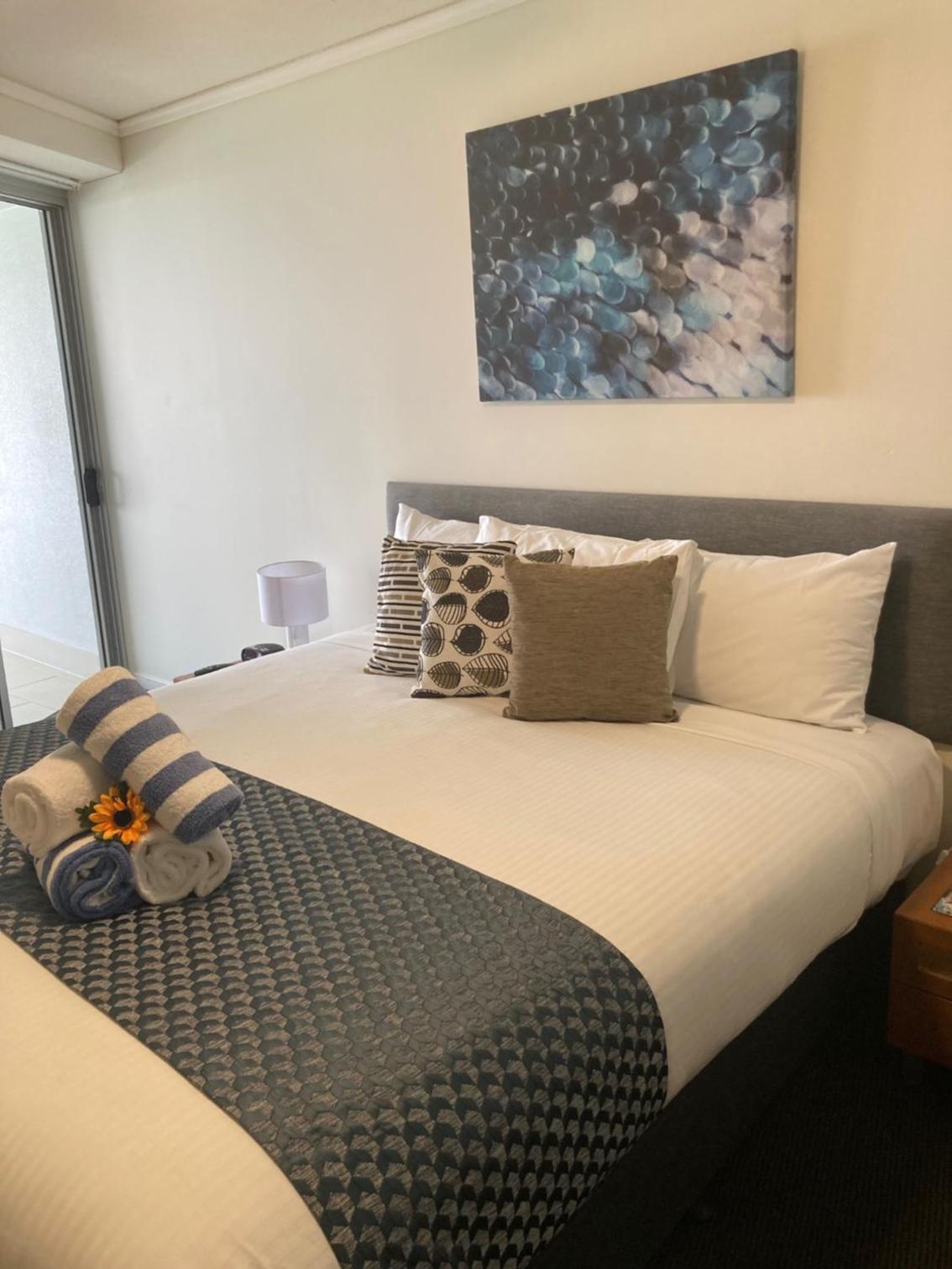 Deluxe Apartment photo 2