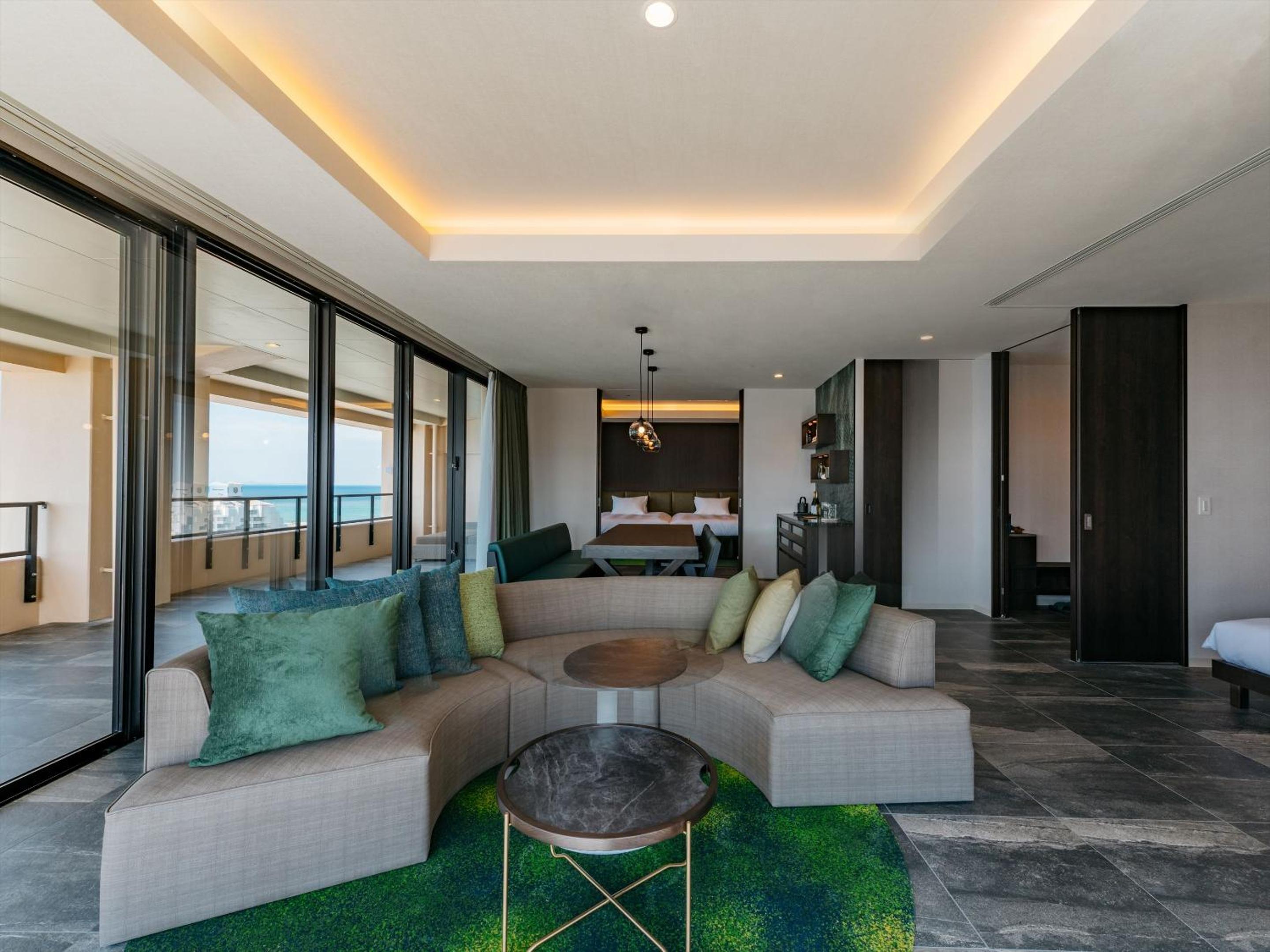 Aqua Pool Suite (9F) - Photo 7