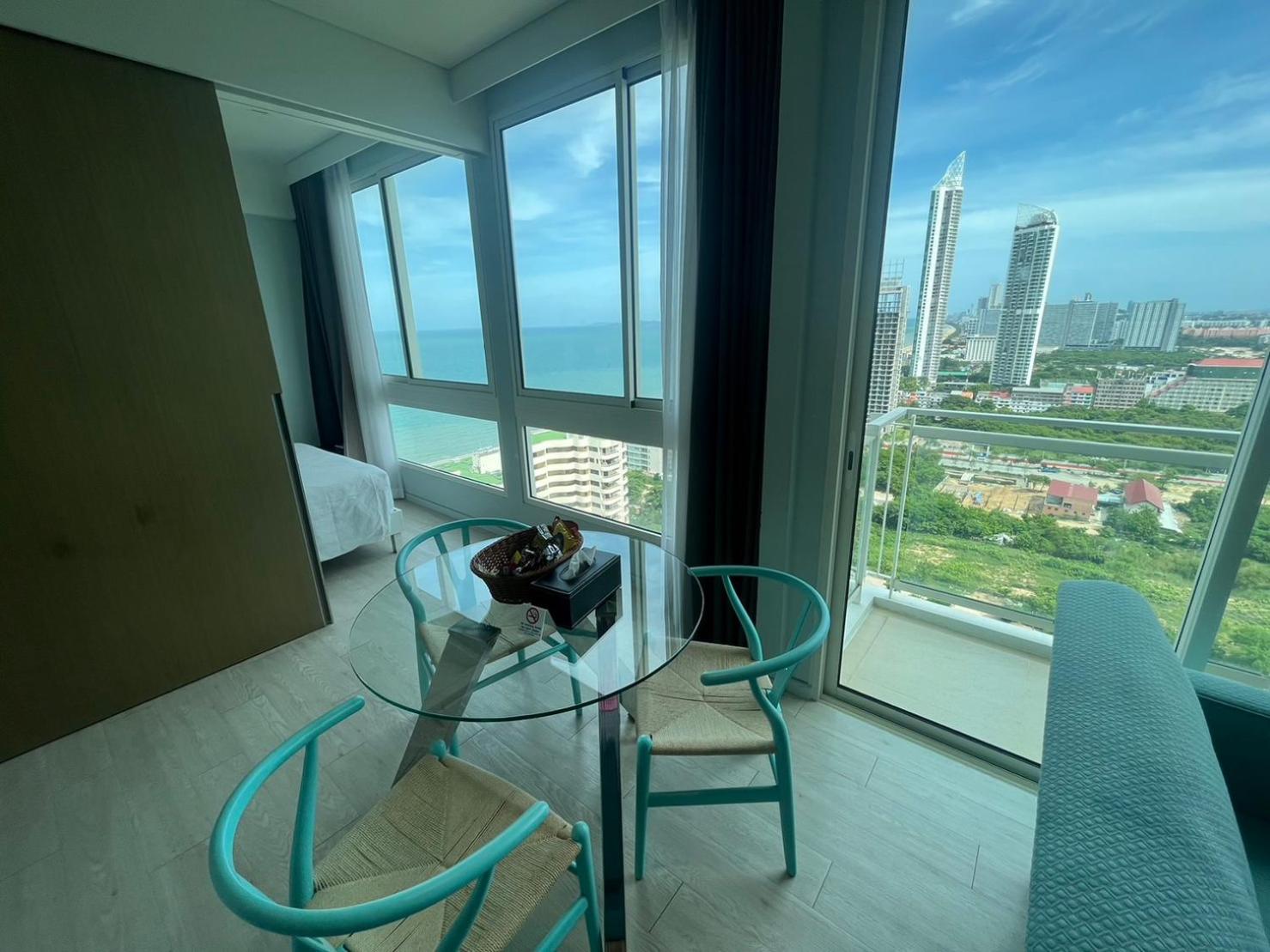 Suite with Sea View - Photo 10