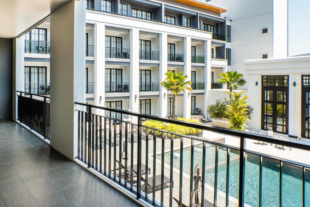 One-Bedroom Suite with Pool View - Photo 25