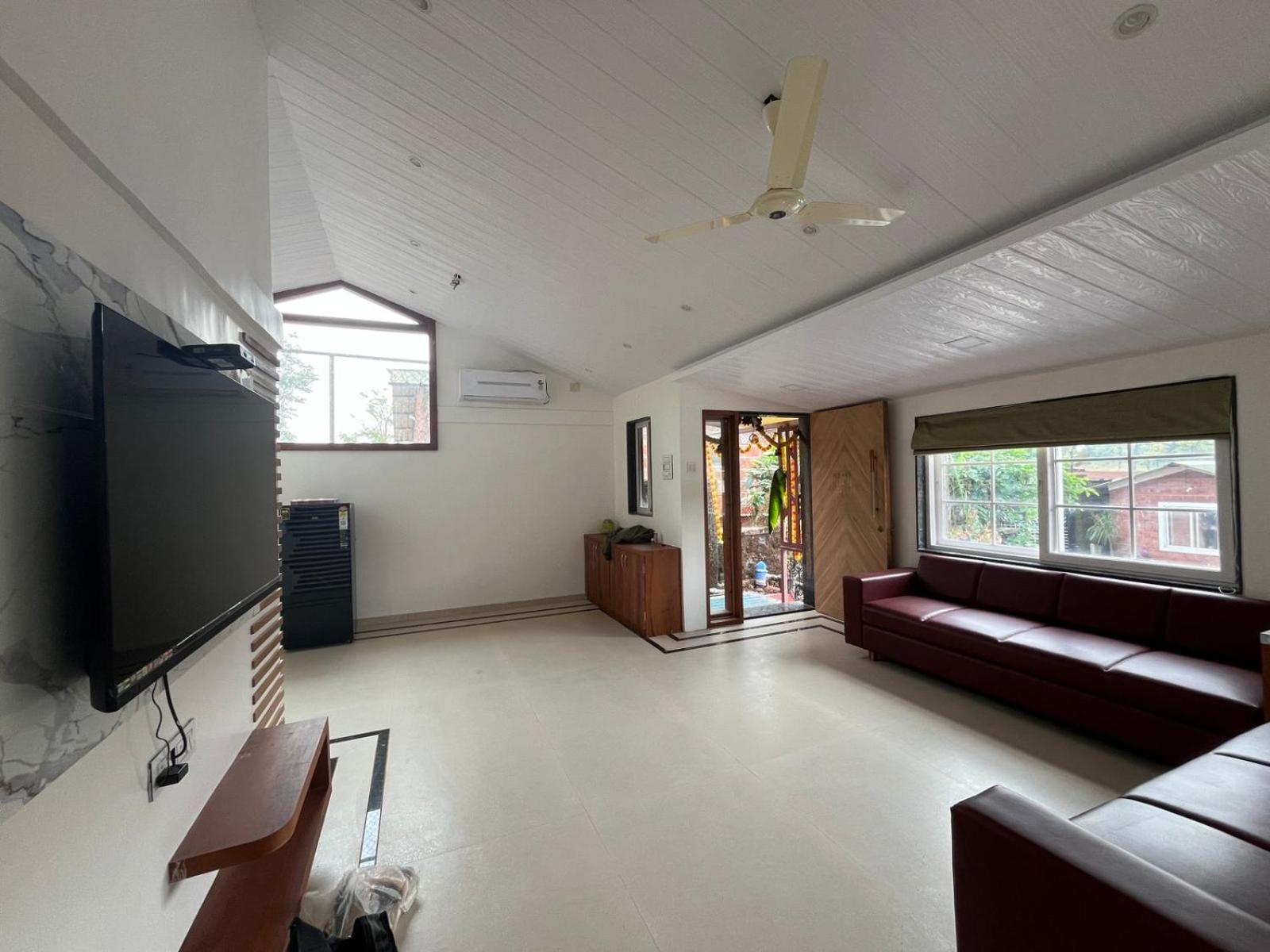 Three-Bedroom Villa - Photo 1