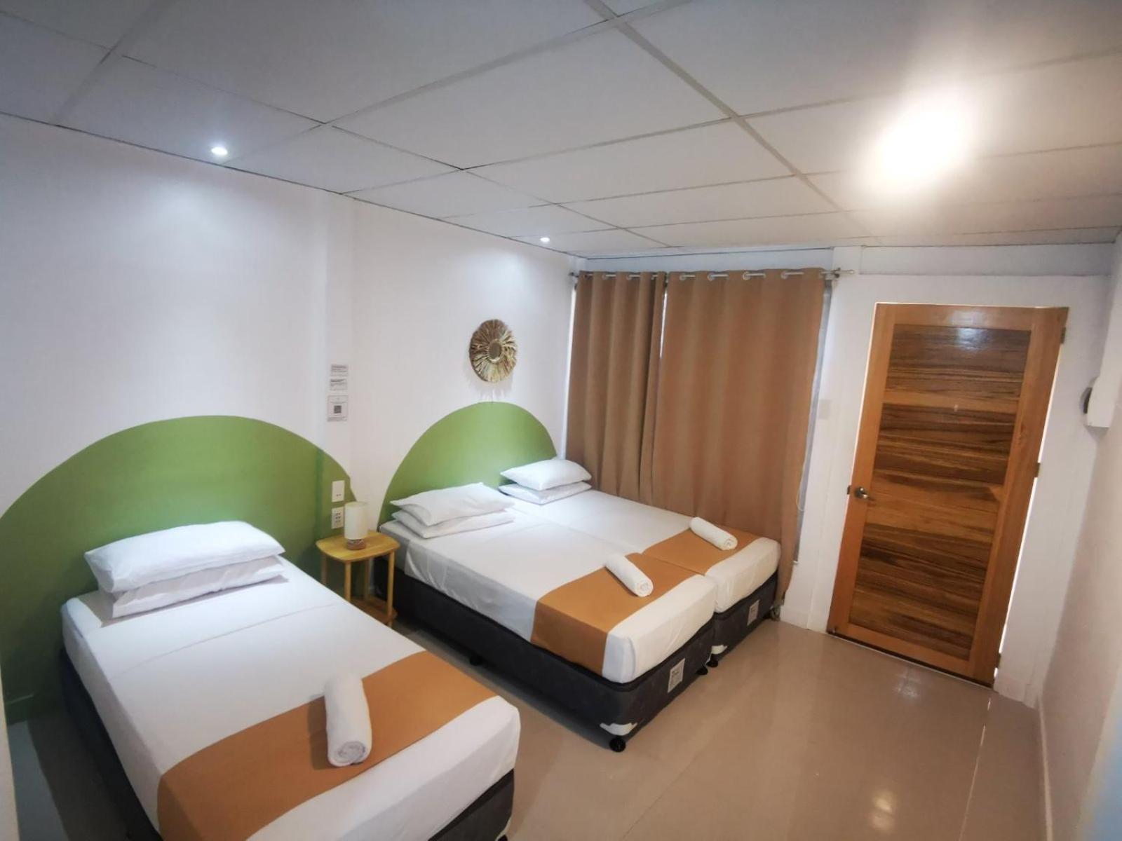 Standard Triple Room - Photo 2