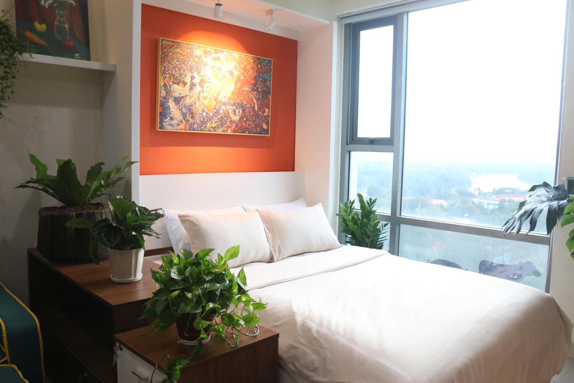 King Studio with Sofa Bed