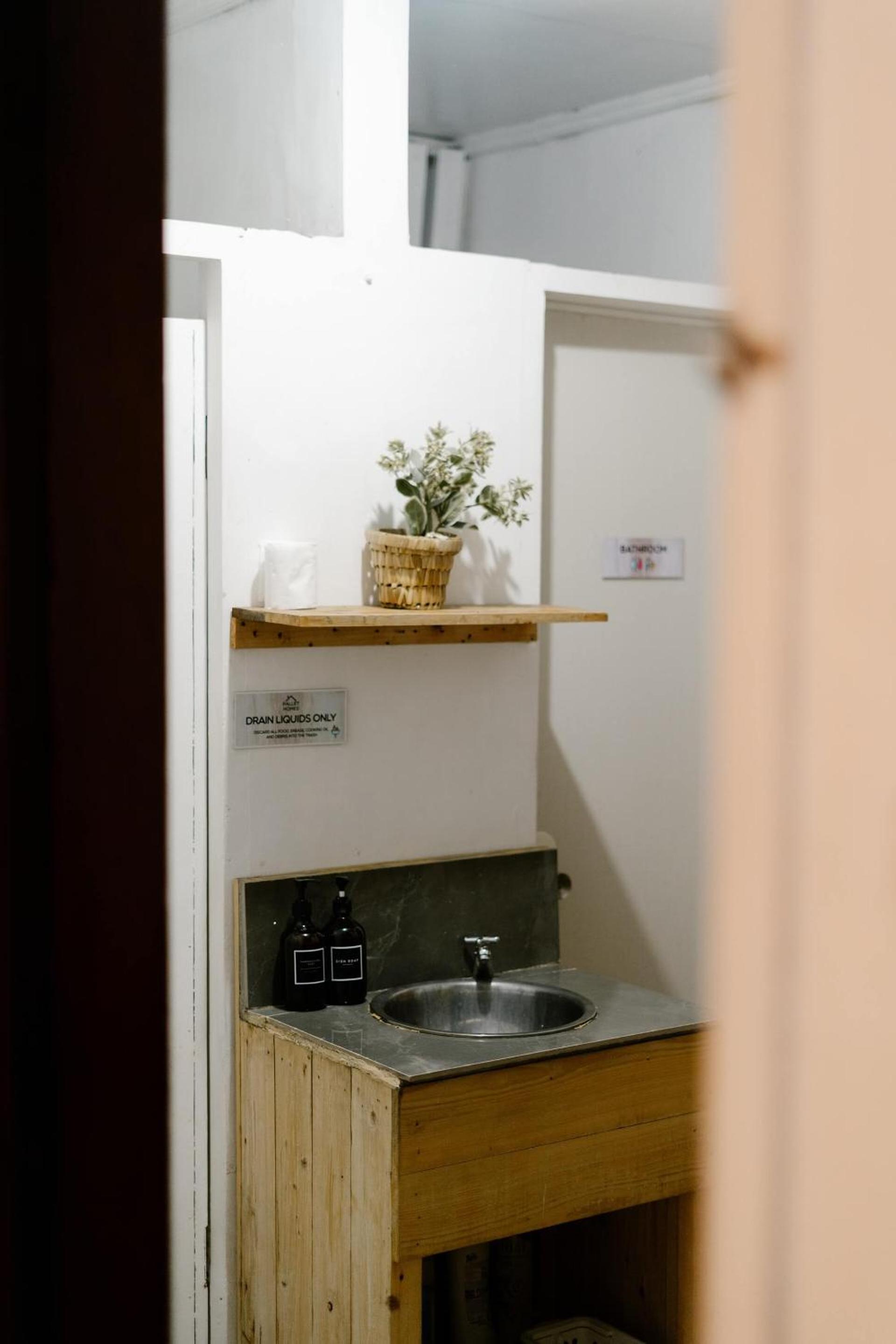 Deluxe Single Room photo 3