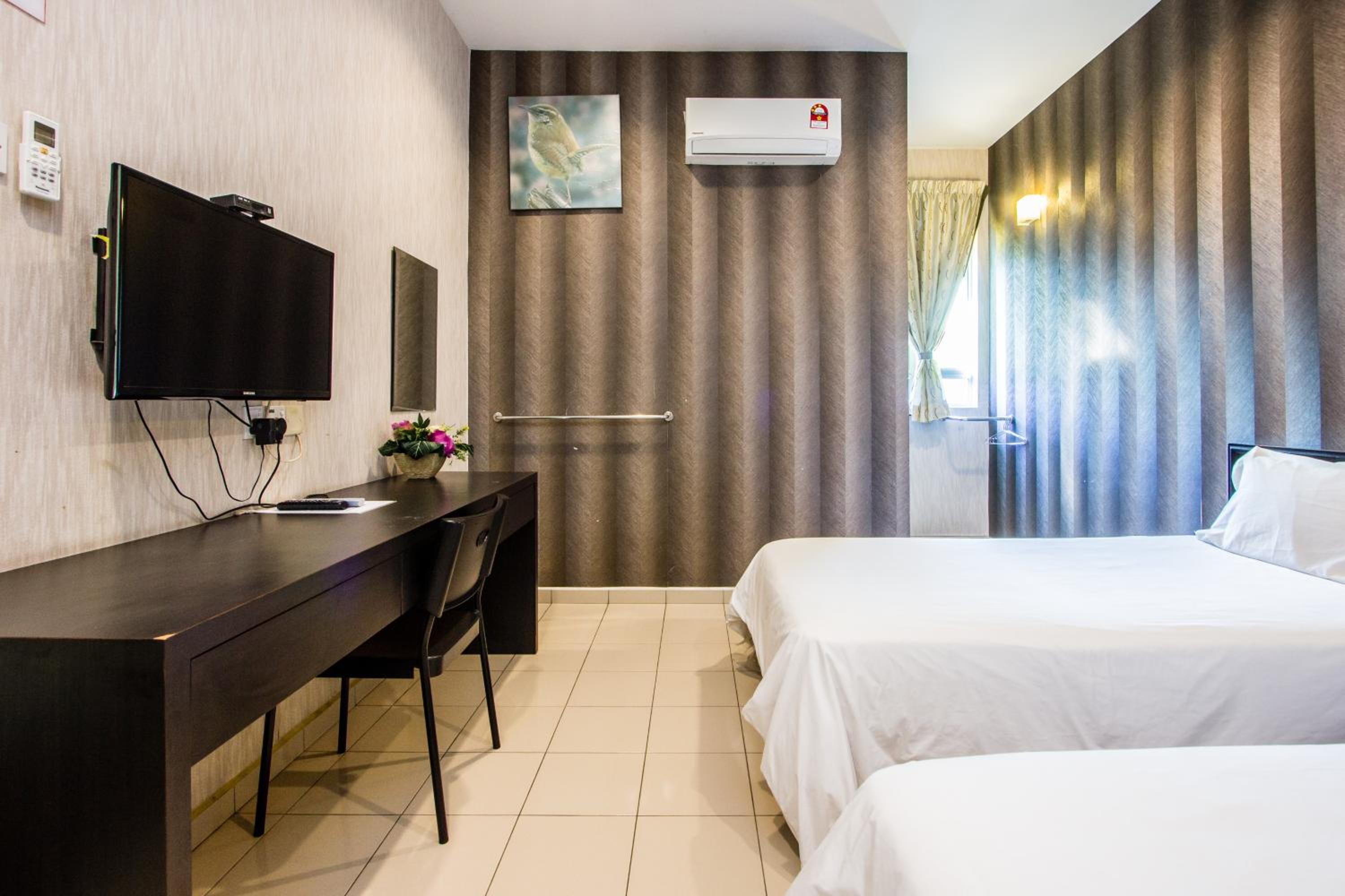 Superior Twin Room - Photo 9