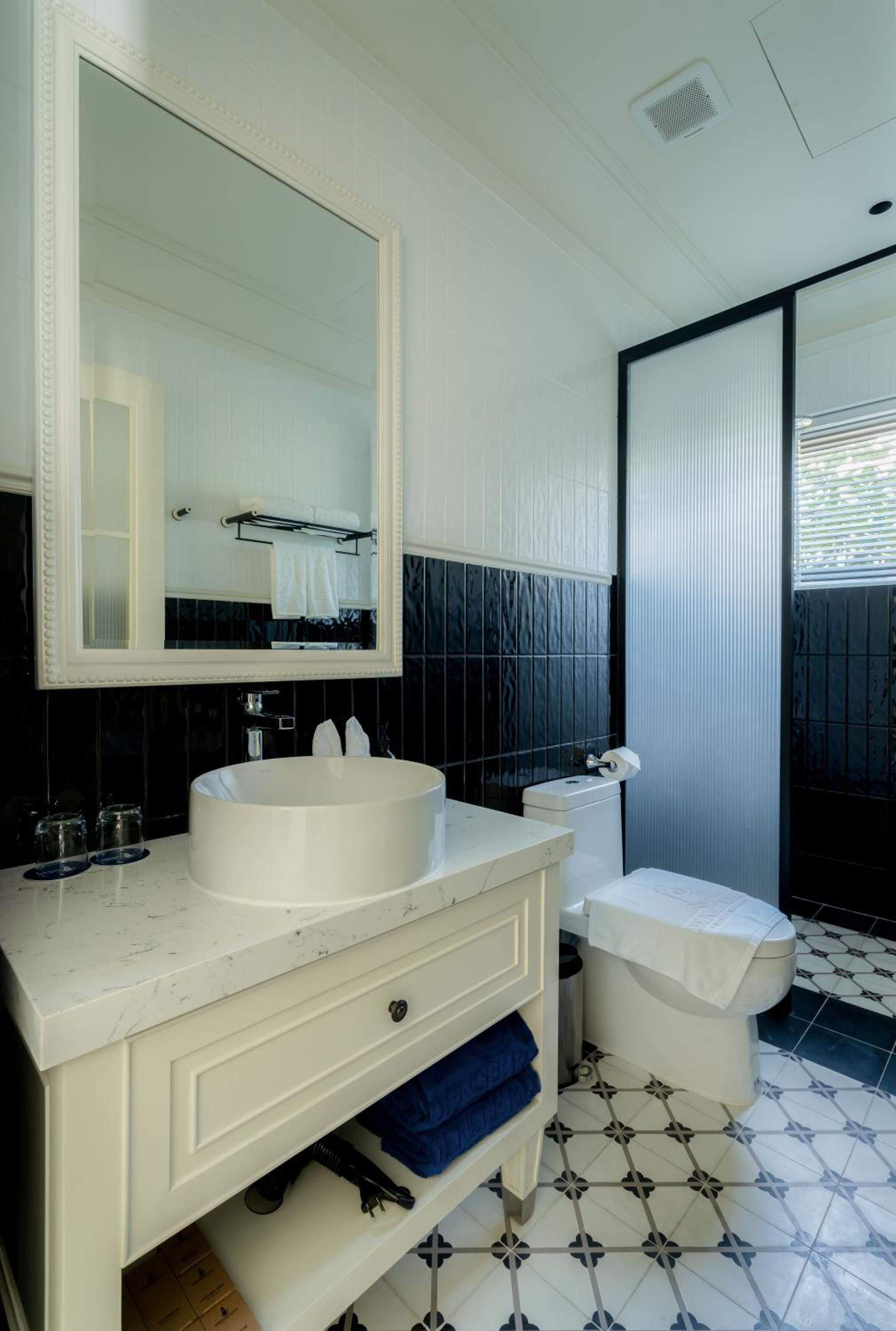 Lighthouse Pool Villa - 3 Bedrooms - Photo 5