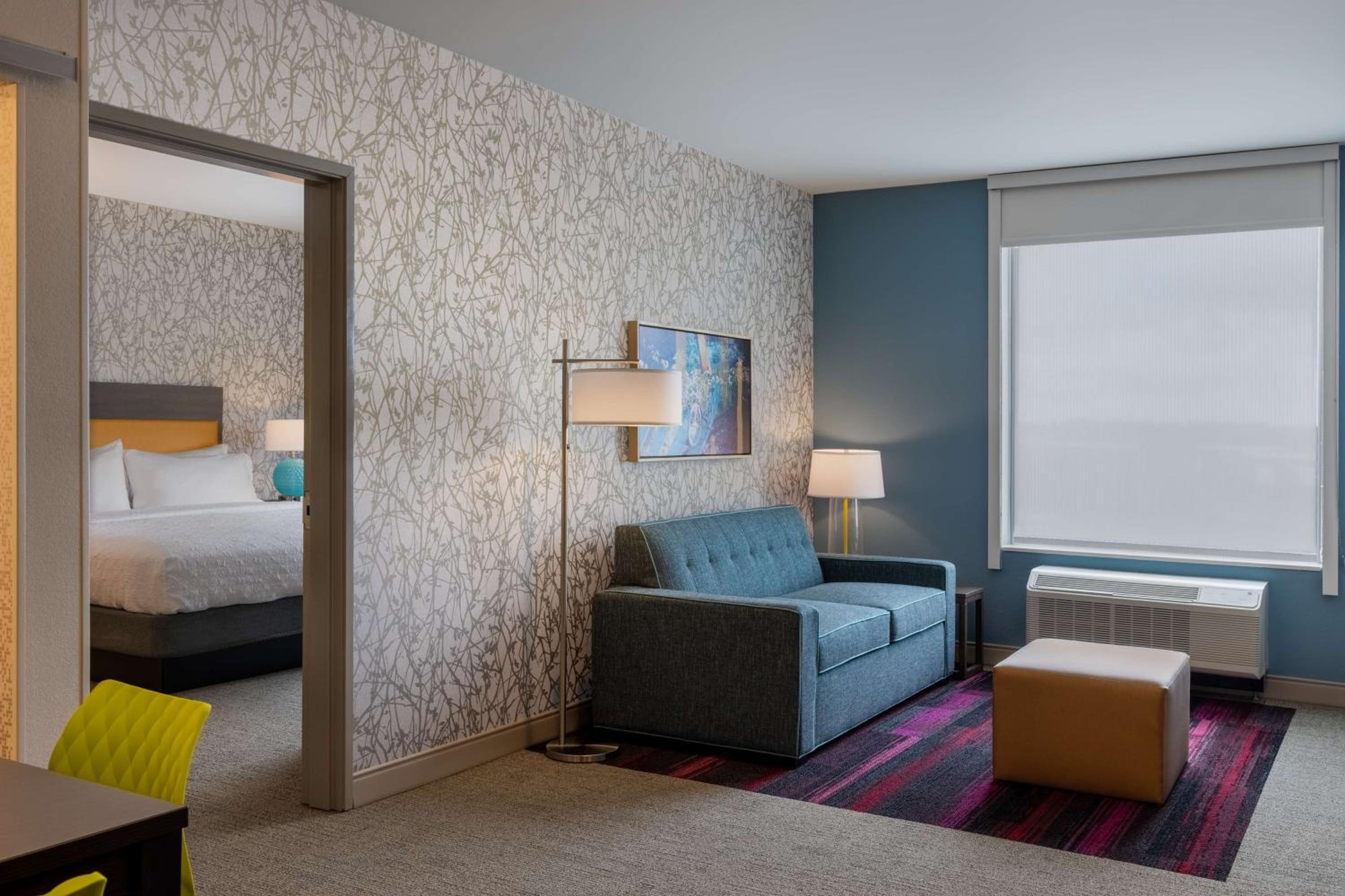 One-Bedroom King Suite - Photo 6