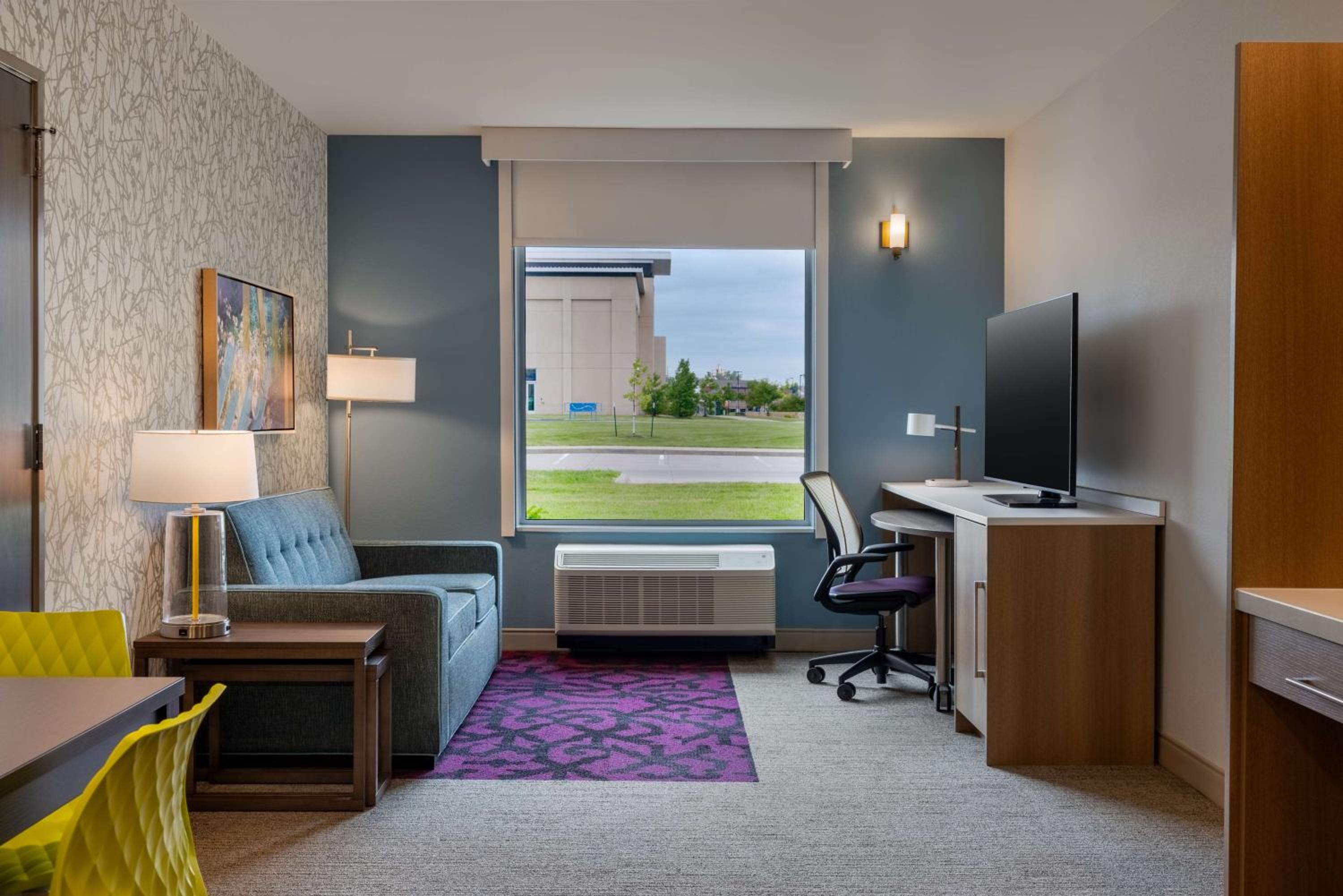 Two-Room King Suite - Hearing Access - Photo 1