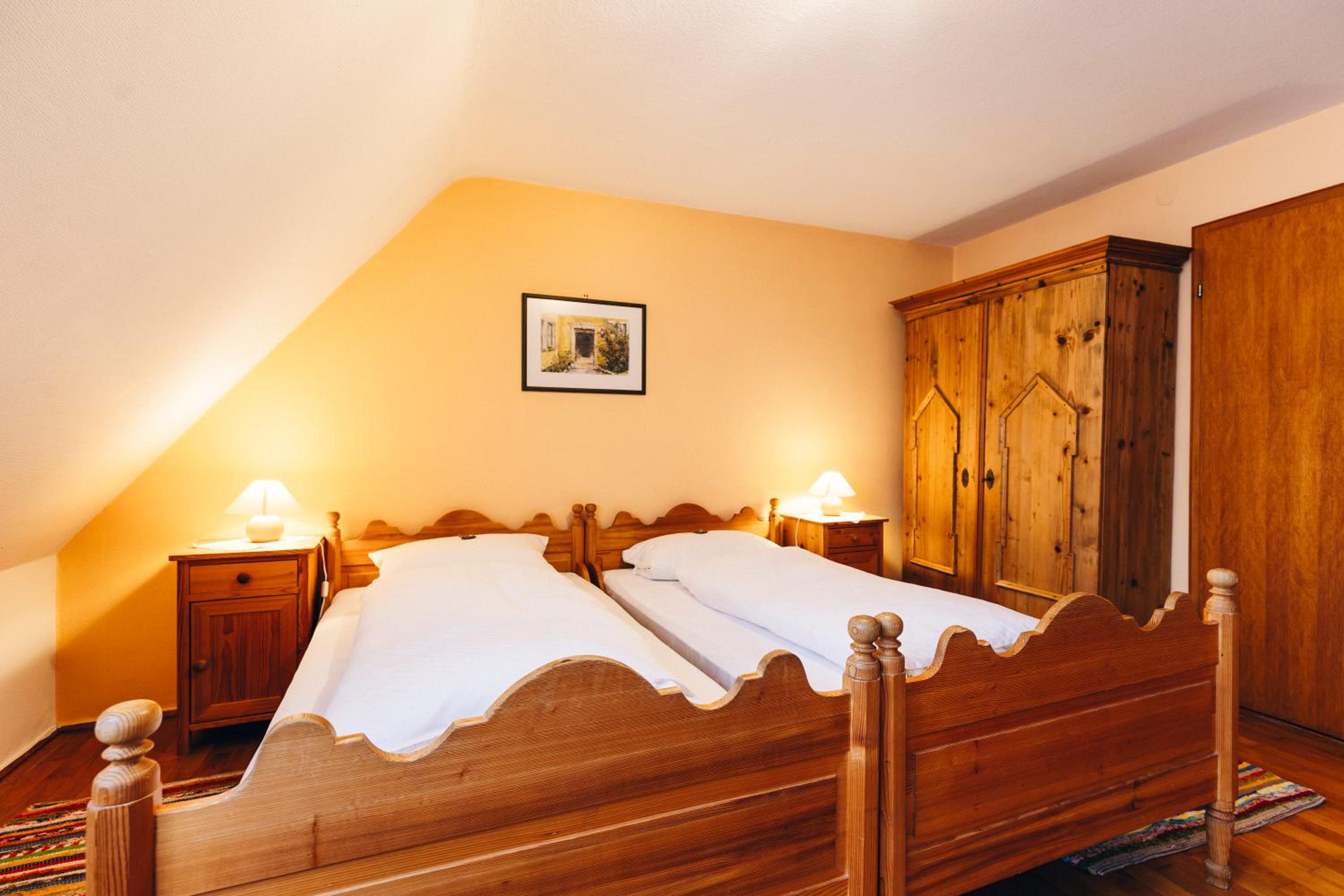 Double Room - Photo 7