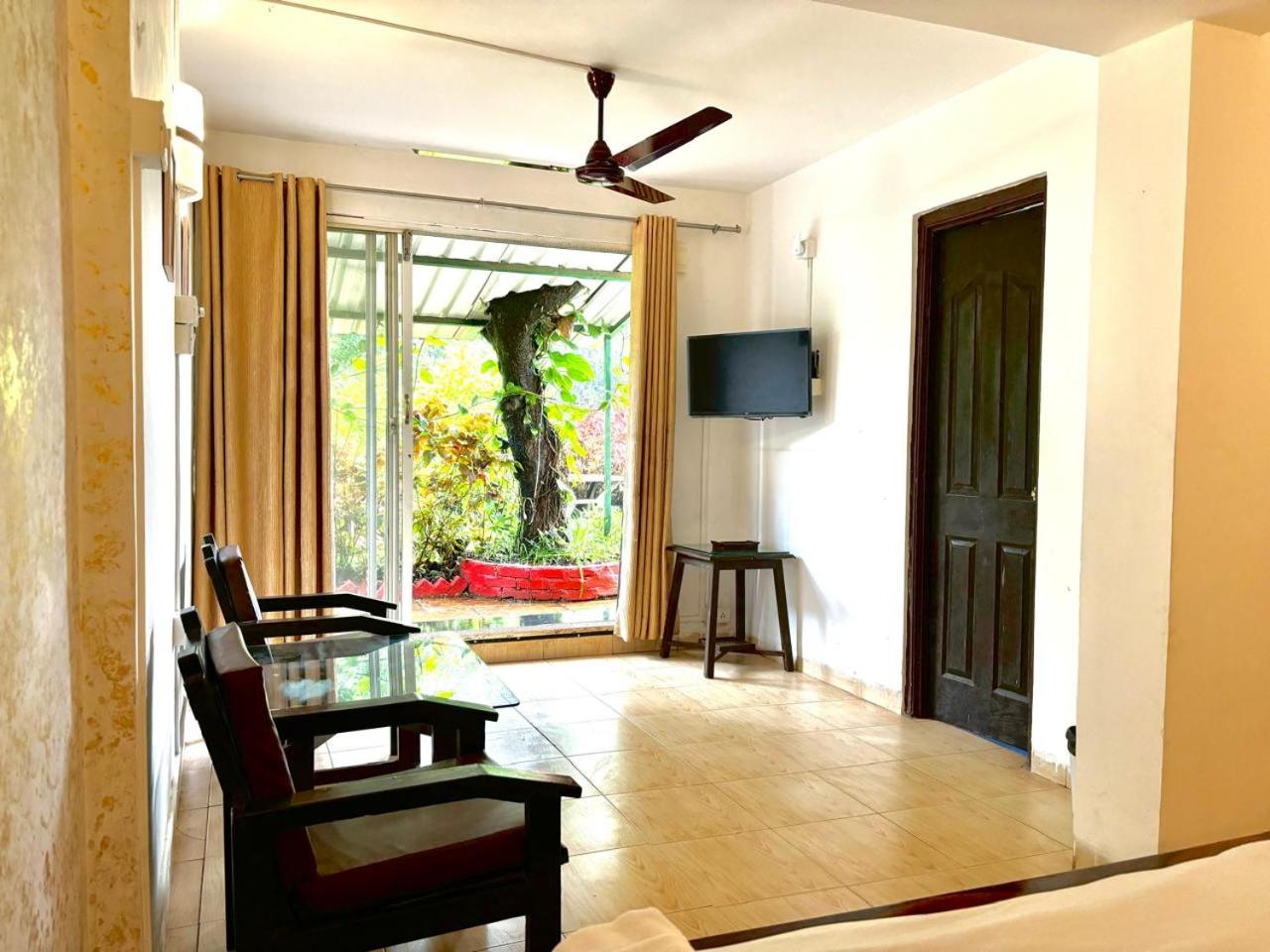 Deluxe Double Room - Photo 3