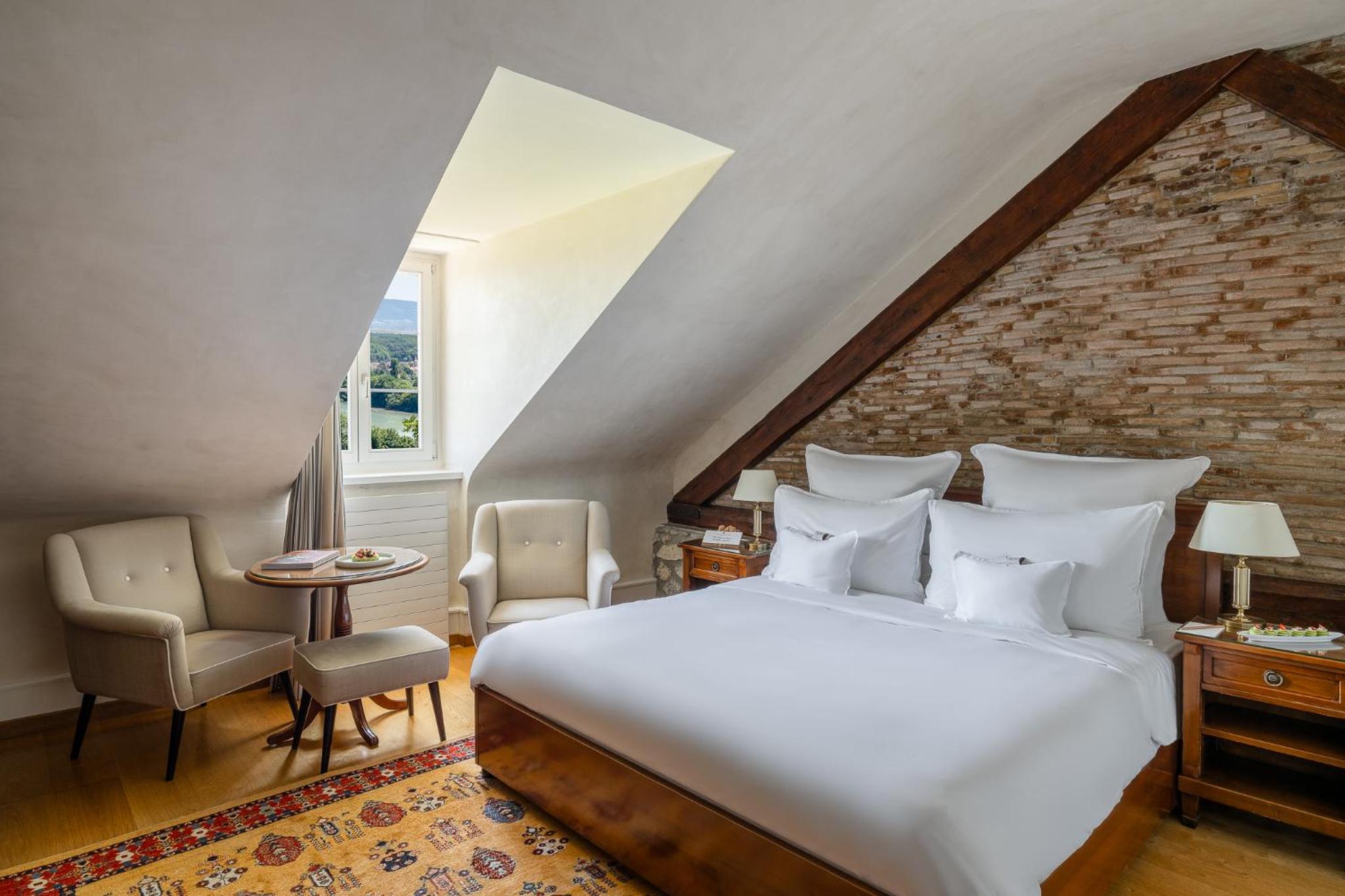 Deluxe Double Room - Photo 1