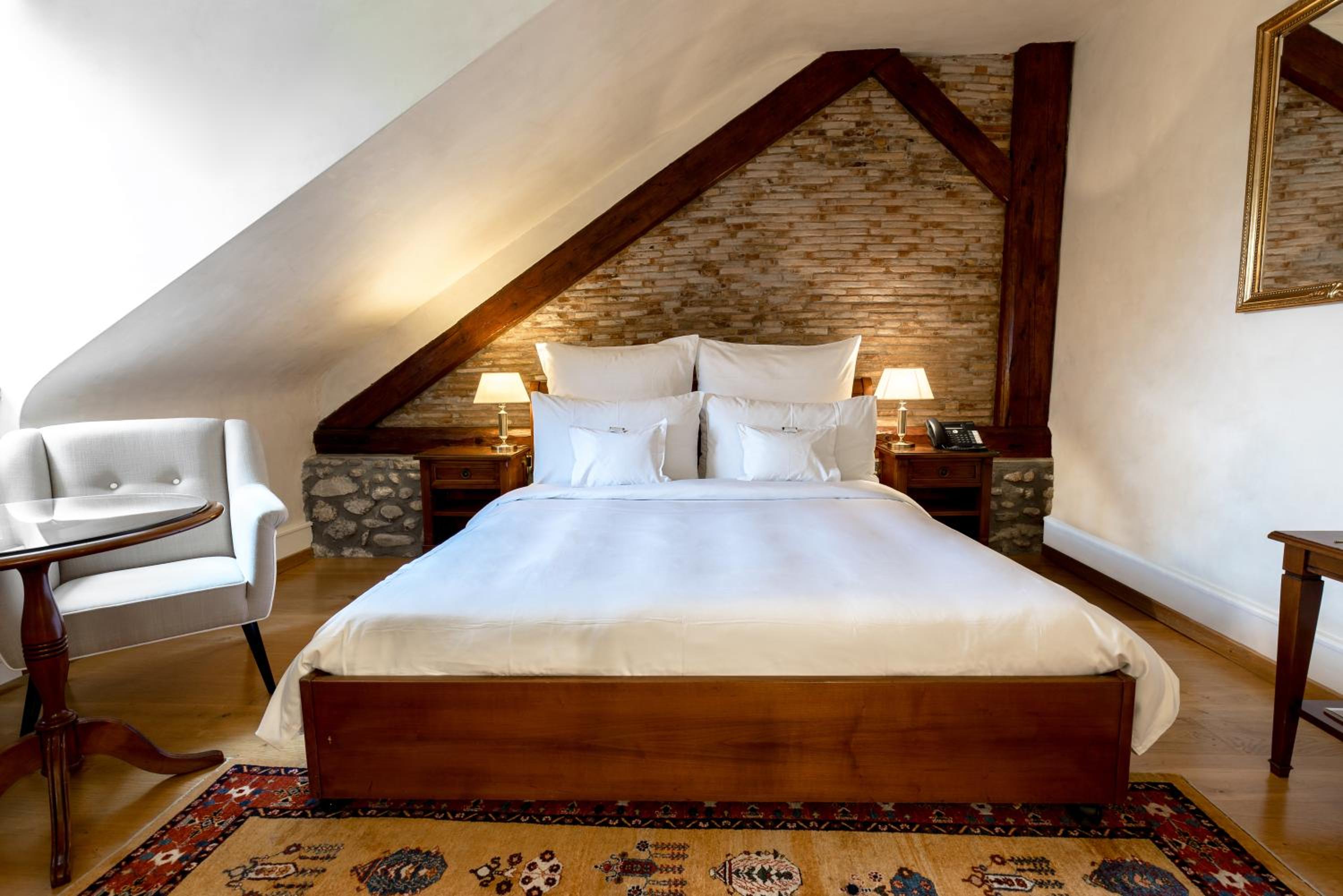 Deluxe Double Room - Photo 2