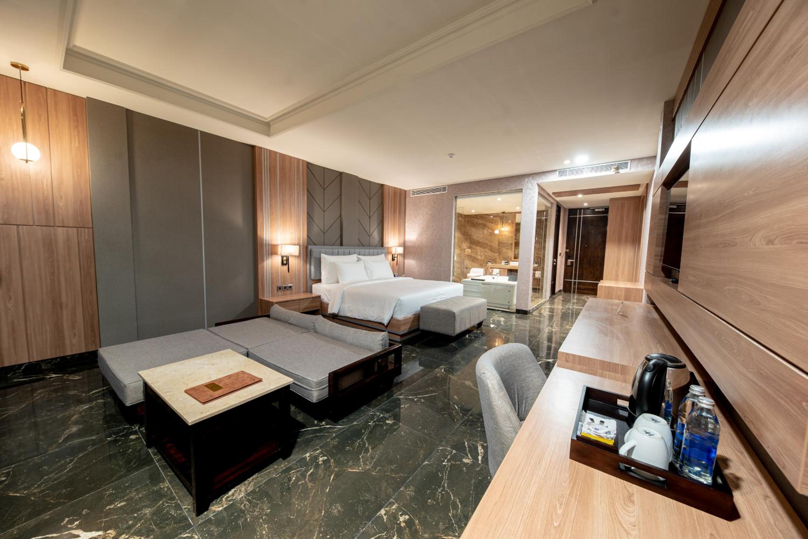 Presidential Suite photo 1
