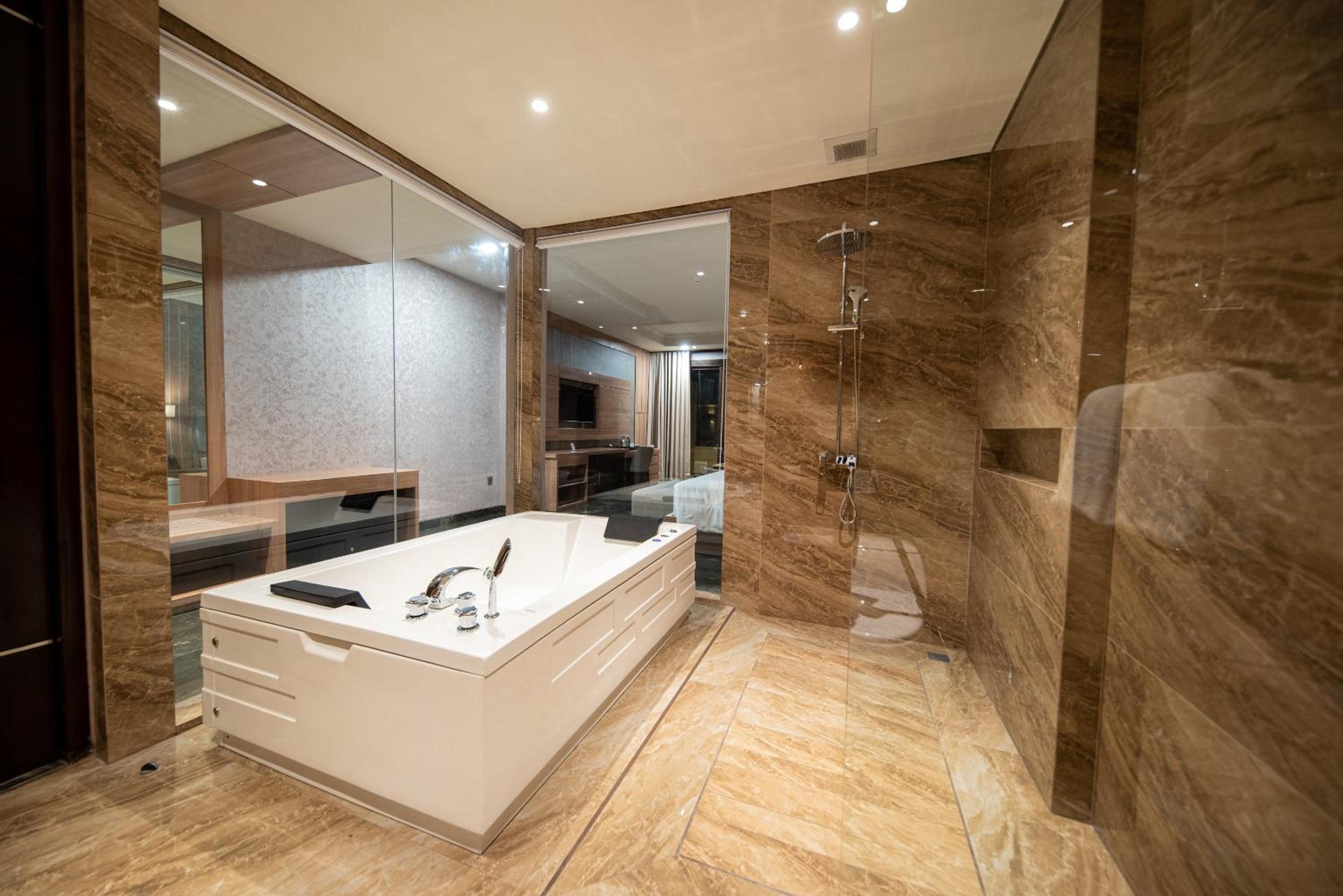 Presidential Suite photo 2