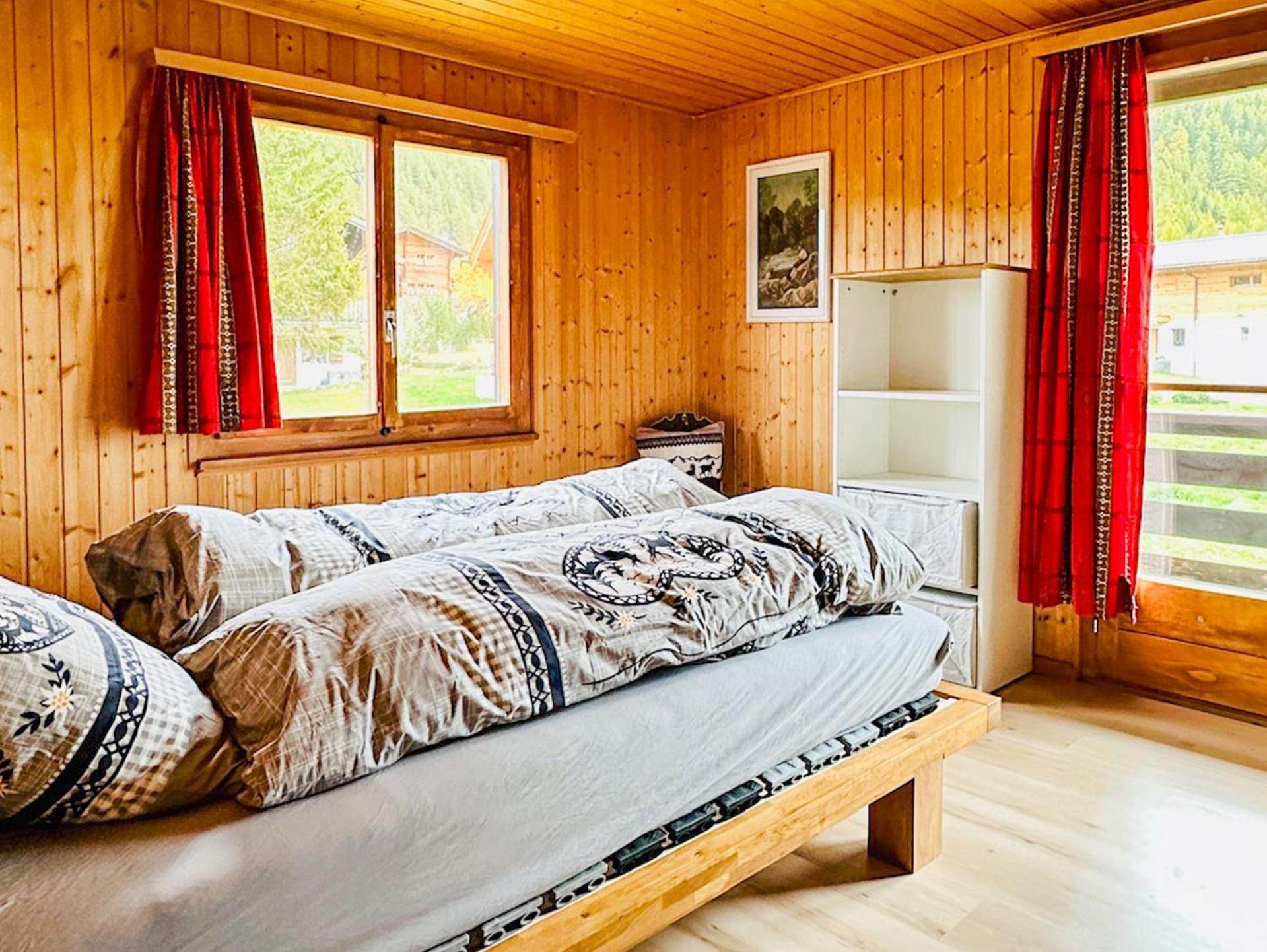 Two-Bedroom Apartment with Balcony photo 3