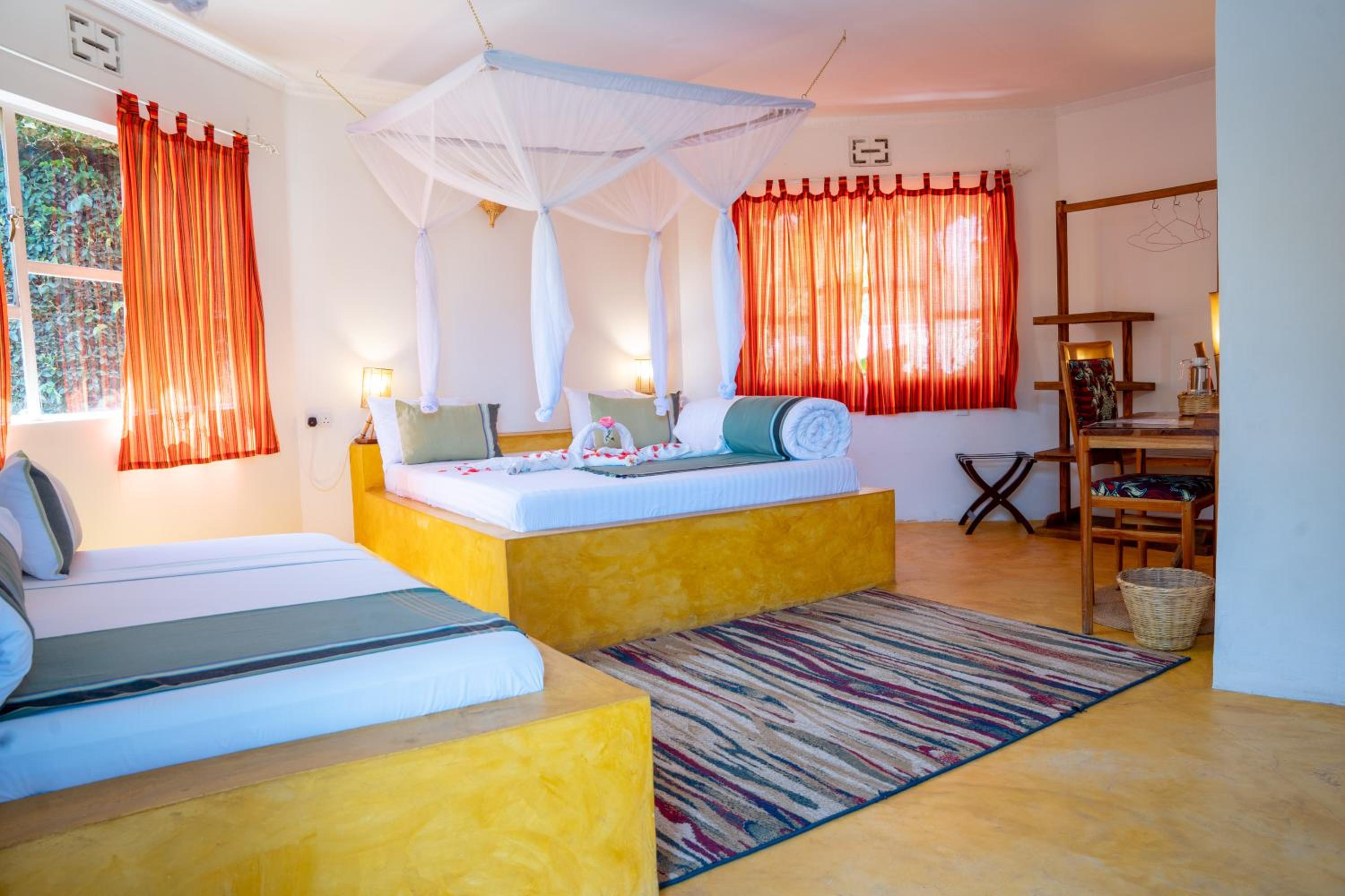 Comfort Triple Room