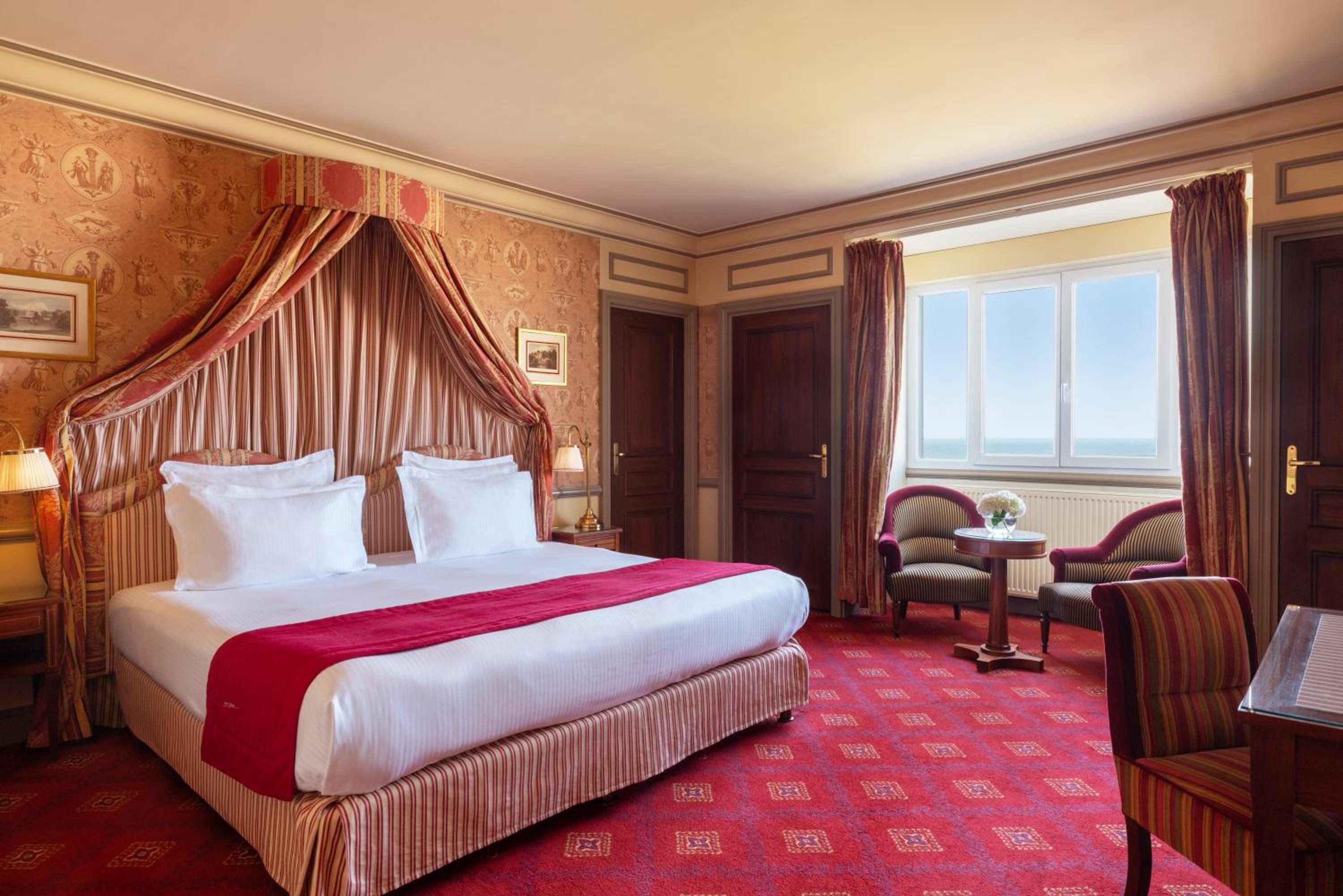 Superior Double or Twin Room with Sea View - Photo 1