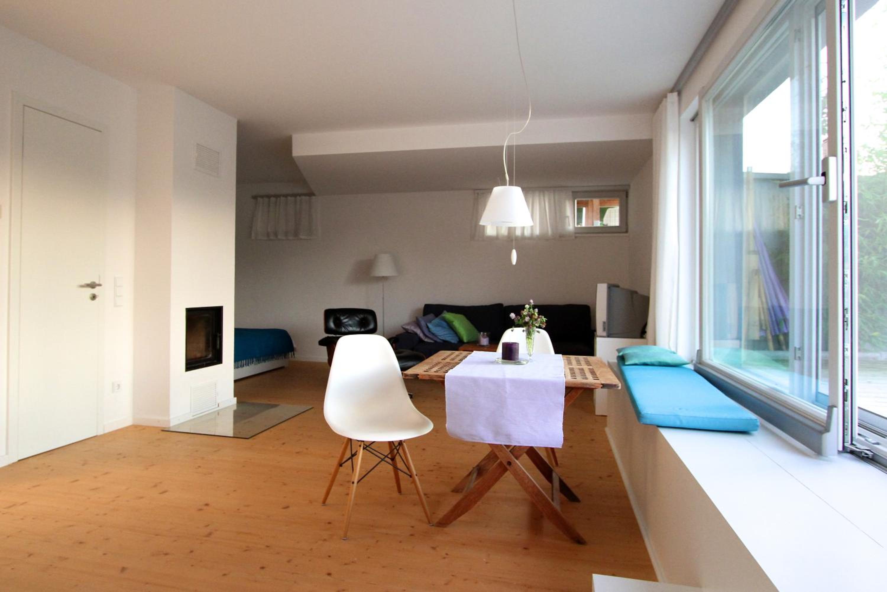 One-Bedroom Apartment with Garden View