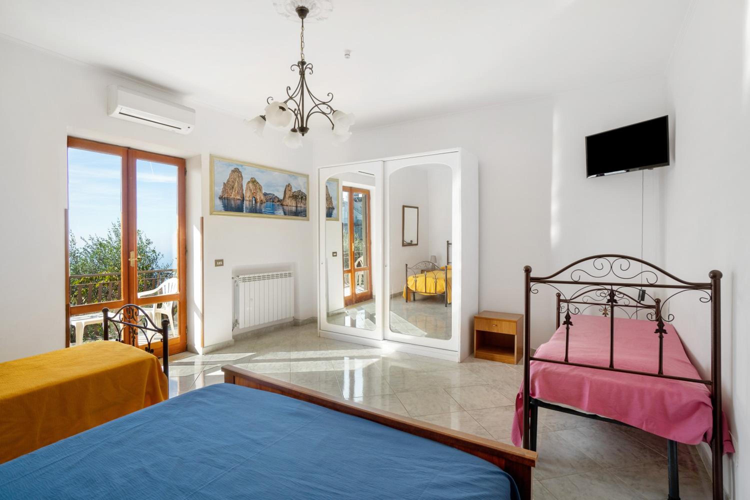 Superior One-Bedroom Apartment with Balcony