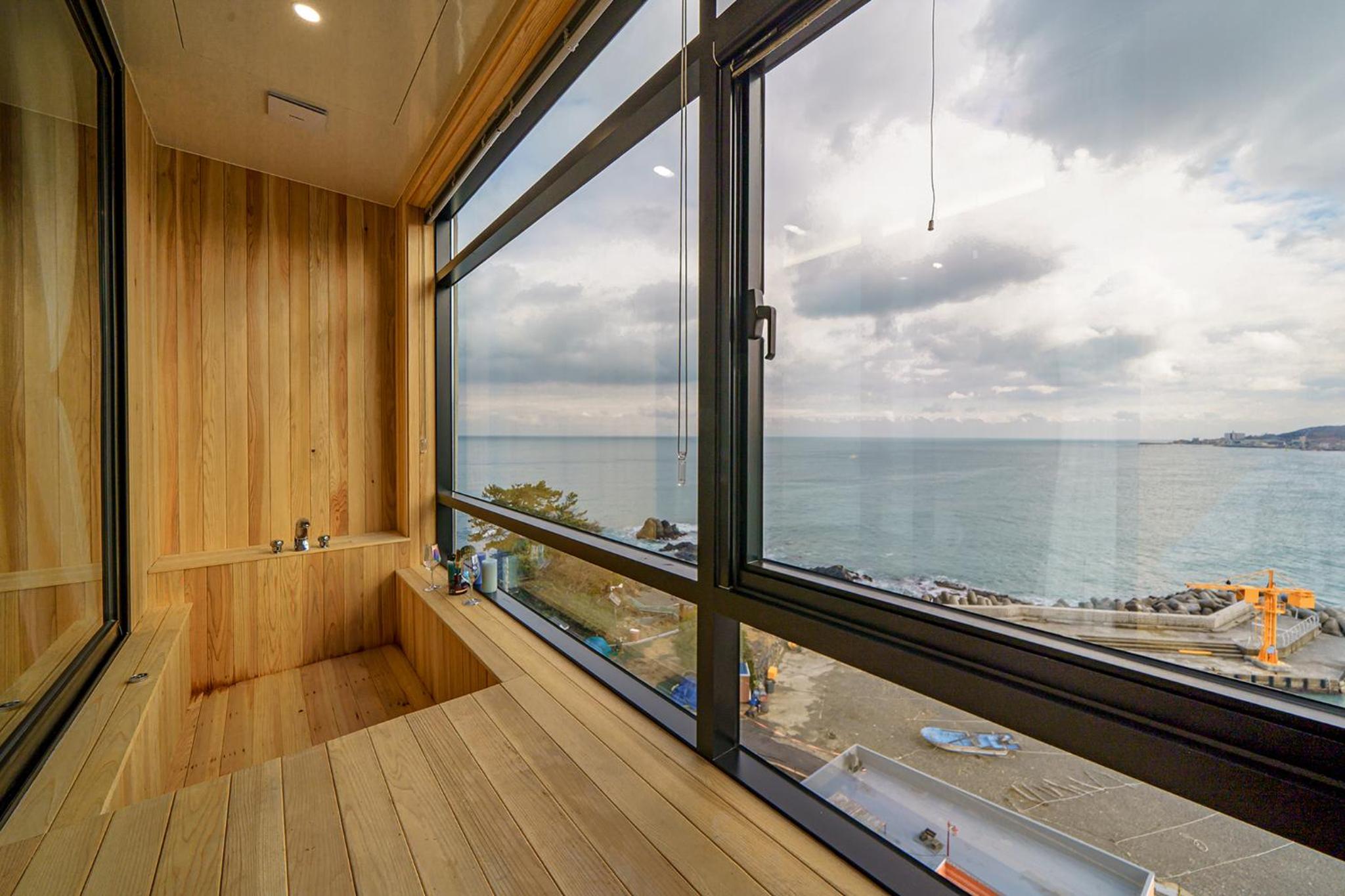 Suite Hinoki Spa Room with Seaview - Photo 5