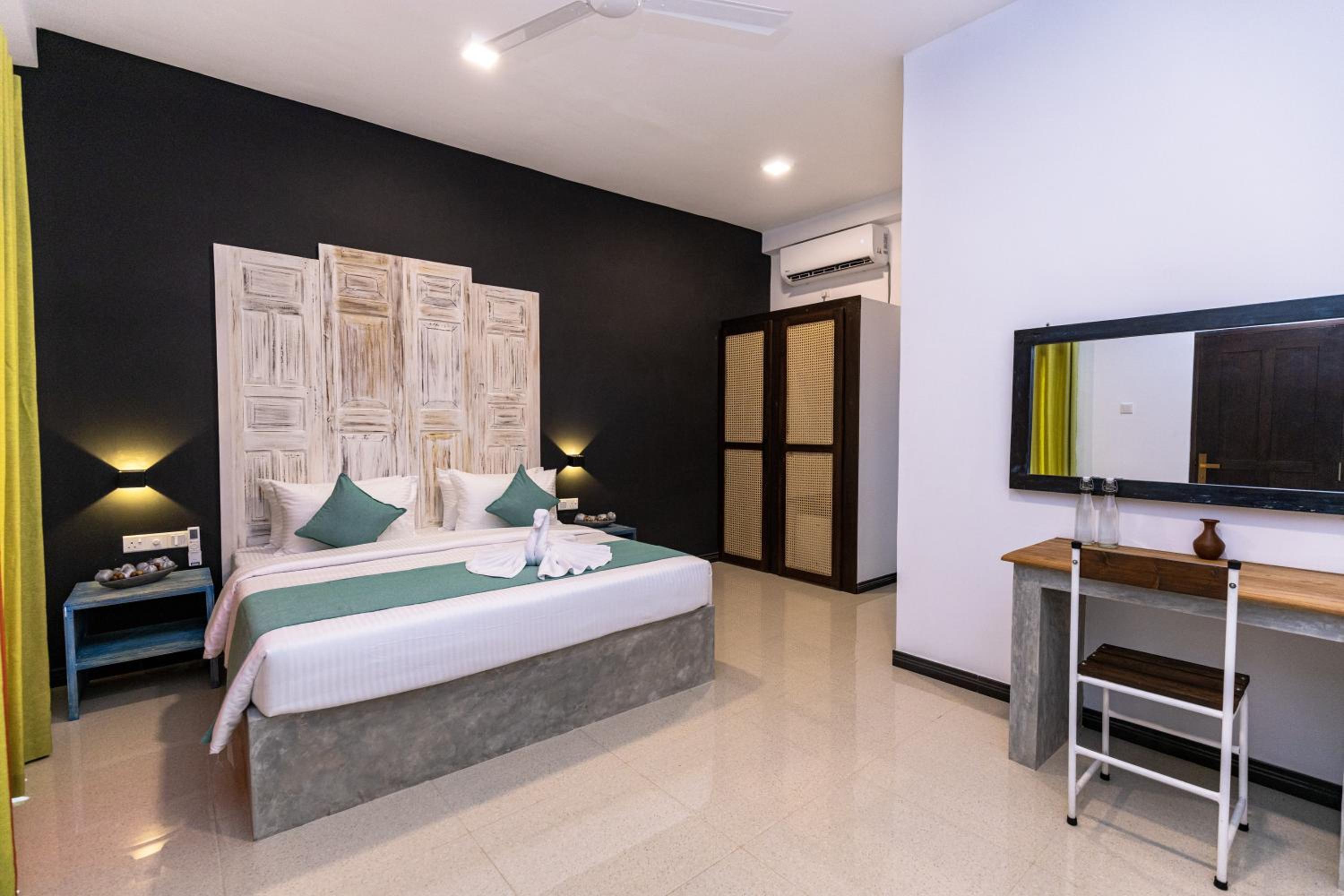 Double Room with Pool View photo 2