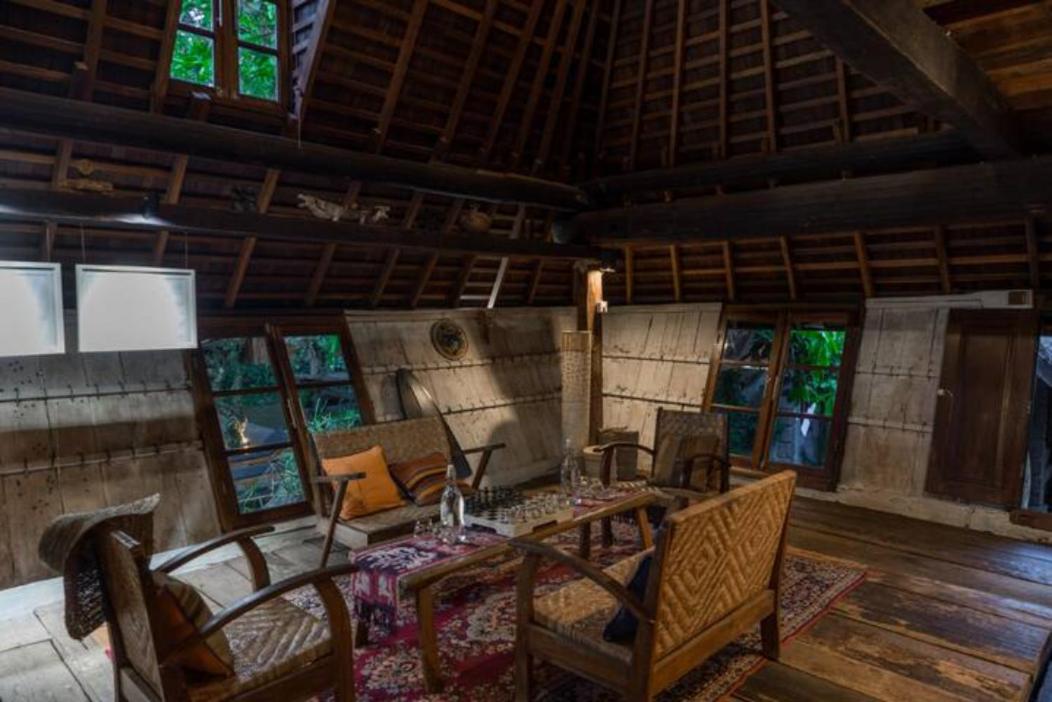 Superior Family Room