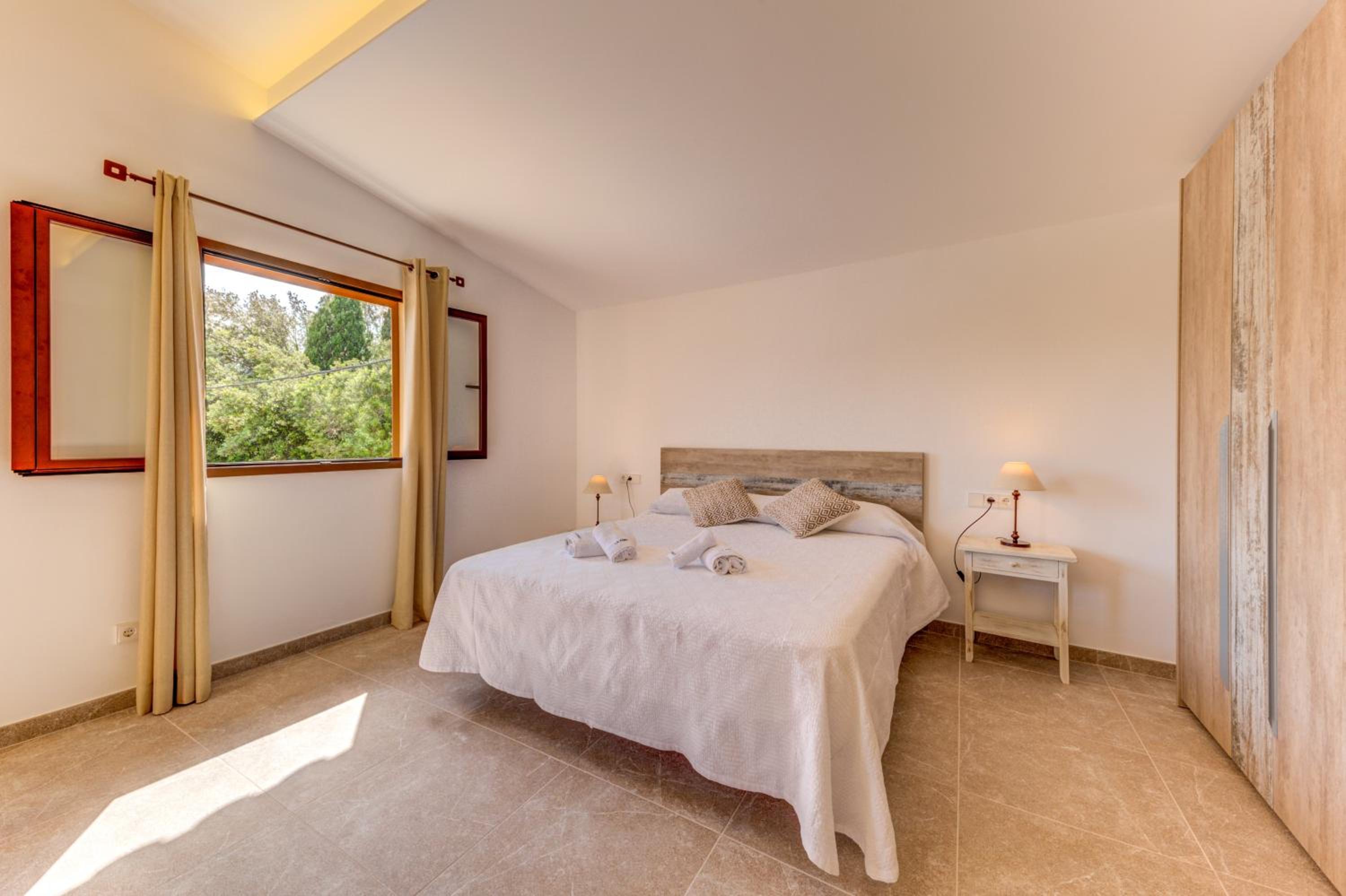 Villa de Tres Habitaciones