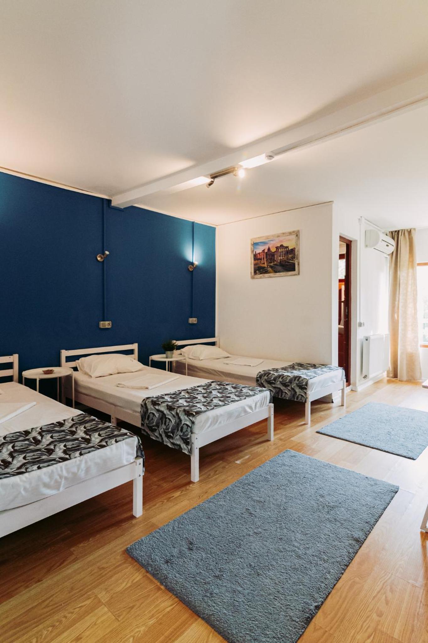 Triple Room with Balcony photo 3
