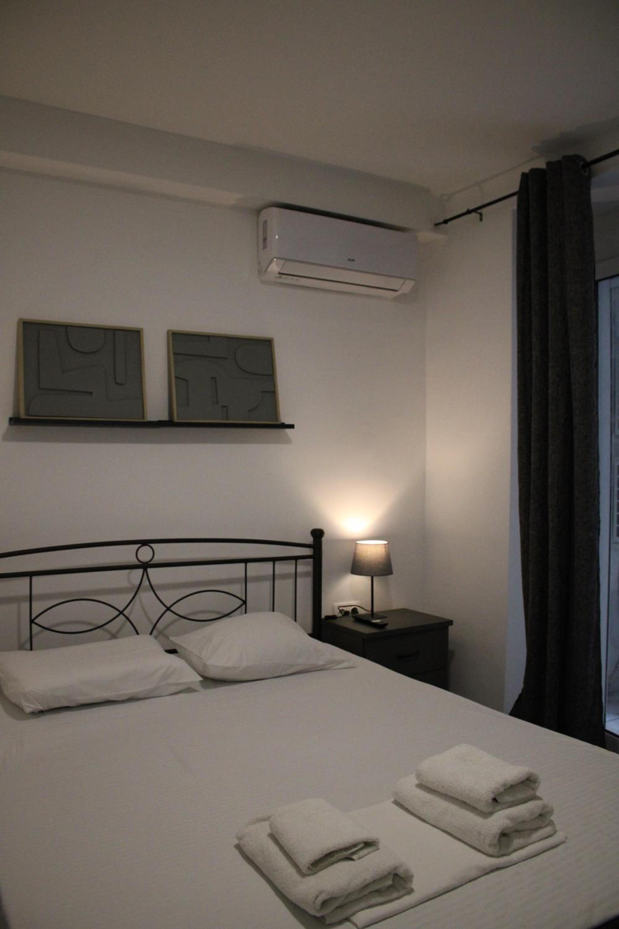One-Bedroom Apartment with Terrace