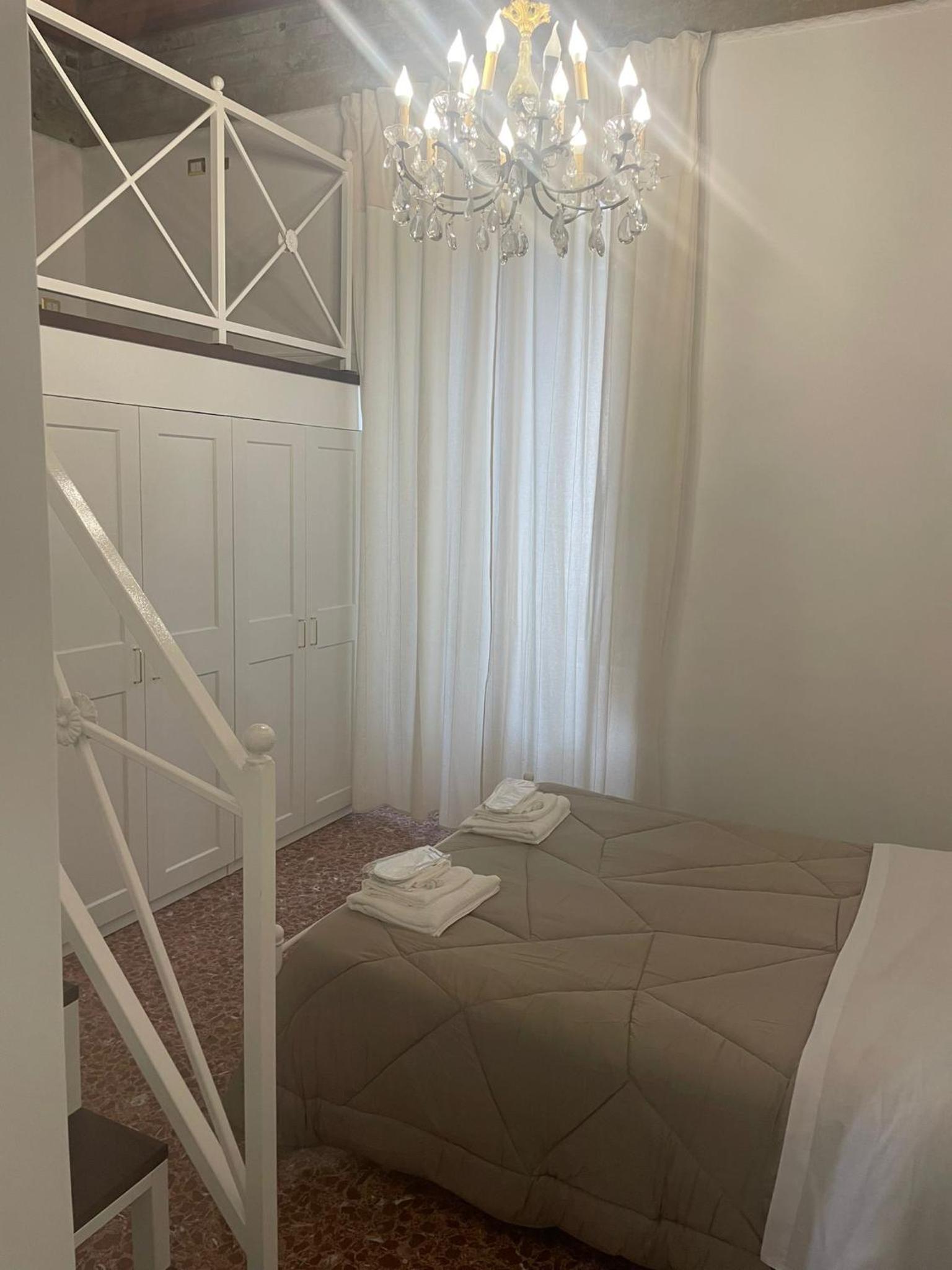 Superior One-Bedroom Apartment With Balcony photo 1