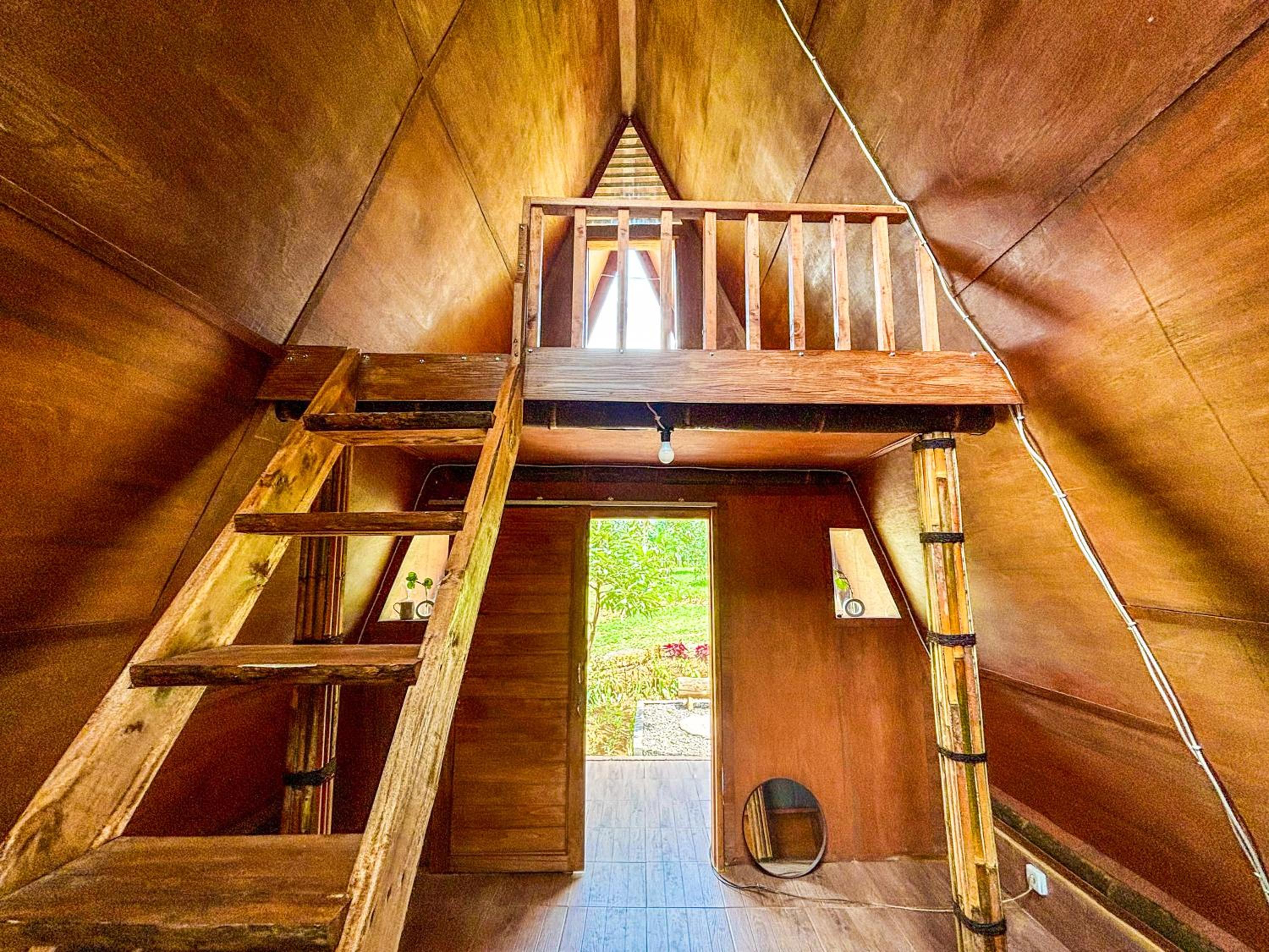 Loft - Photo 10