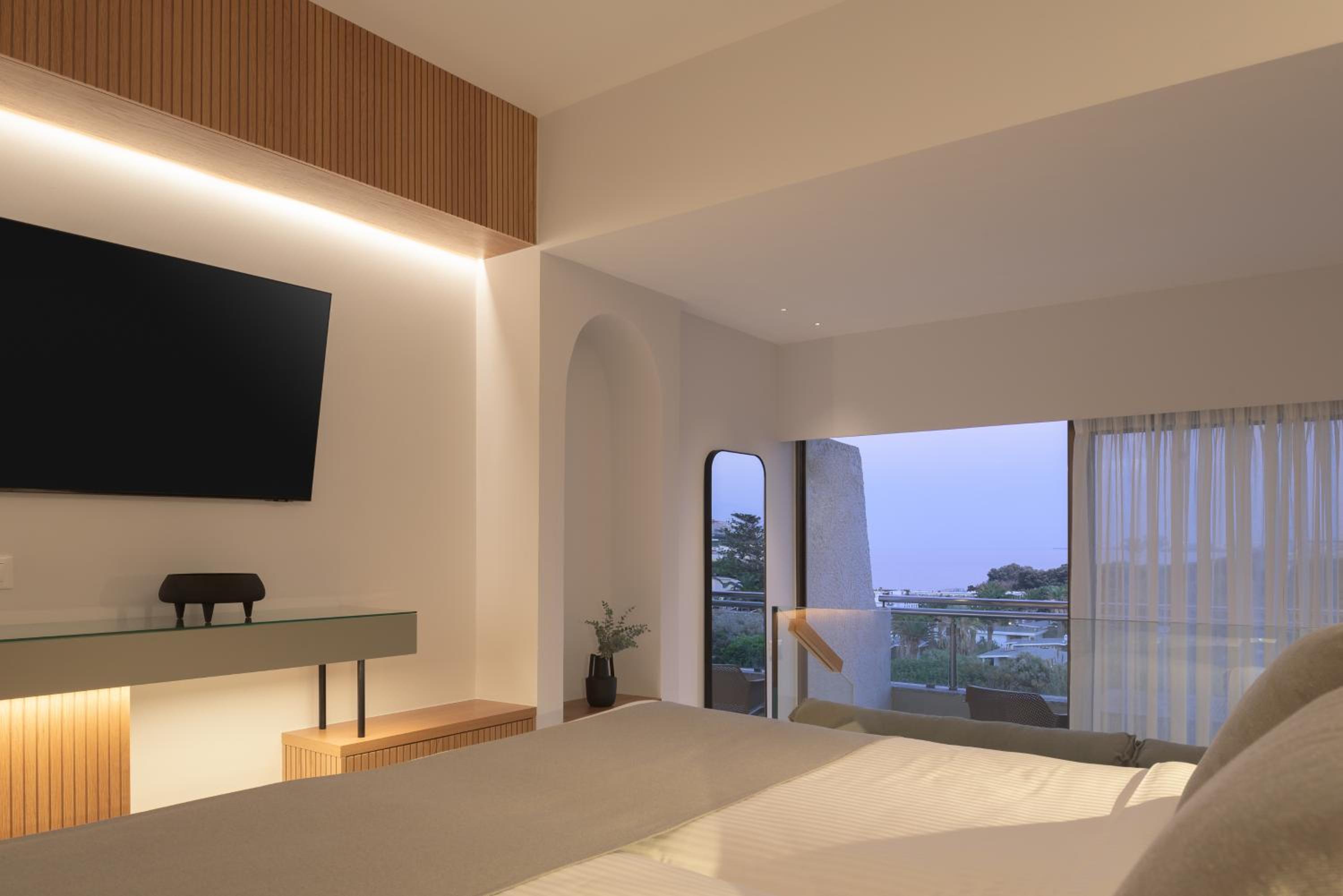 Double Sea View Room - Photo 6