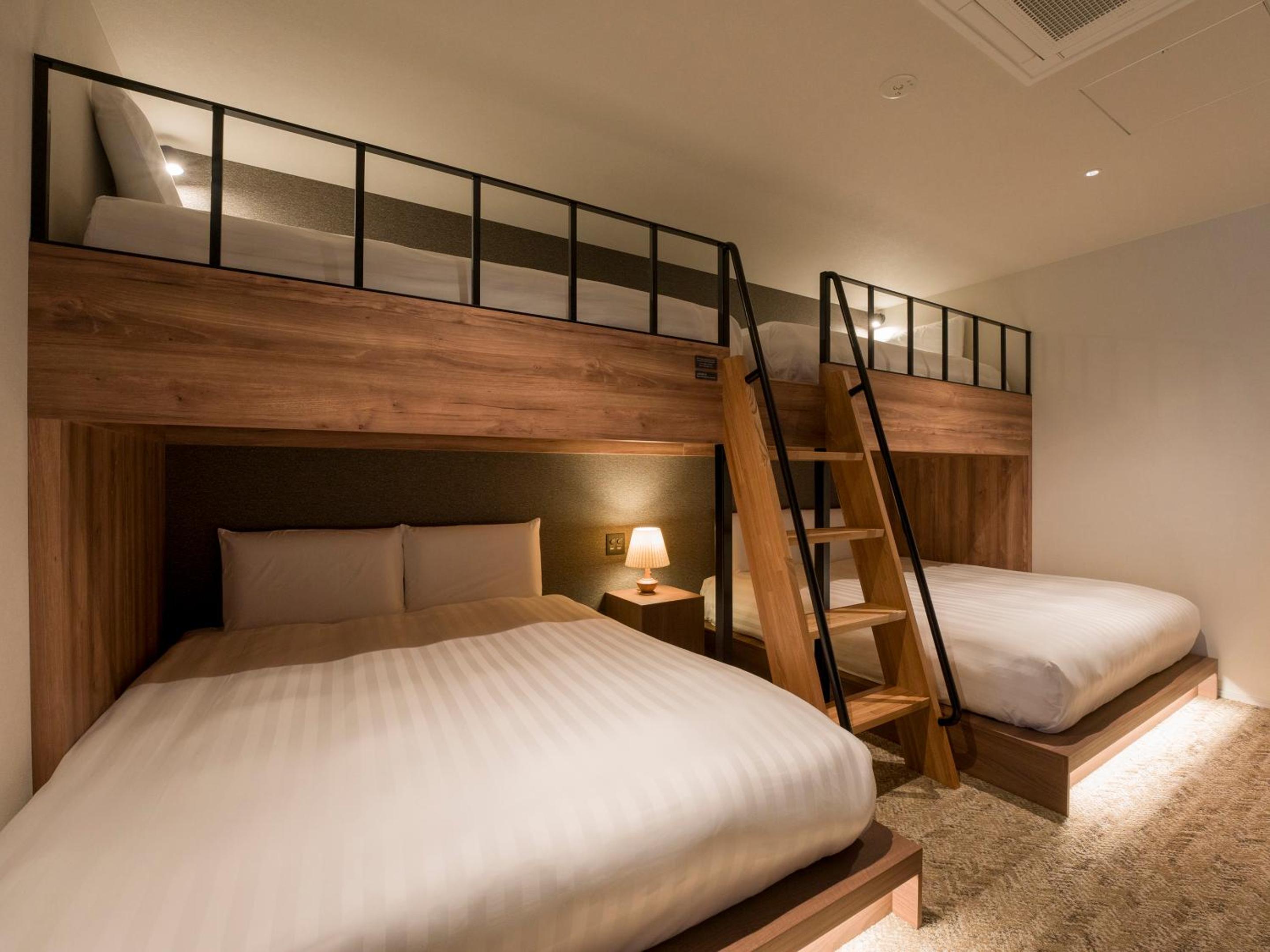 [E]Bunk Beds (2 Queens + 2 Singles) - Photo 22
