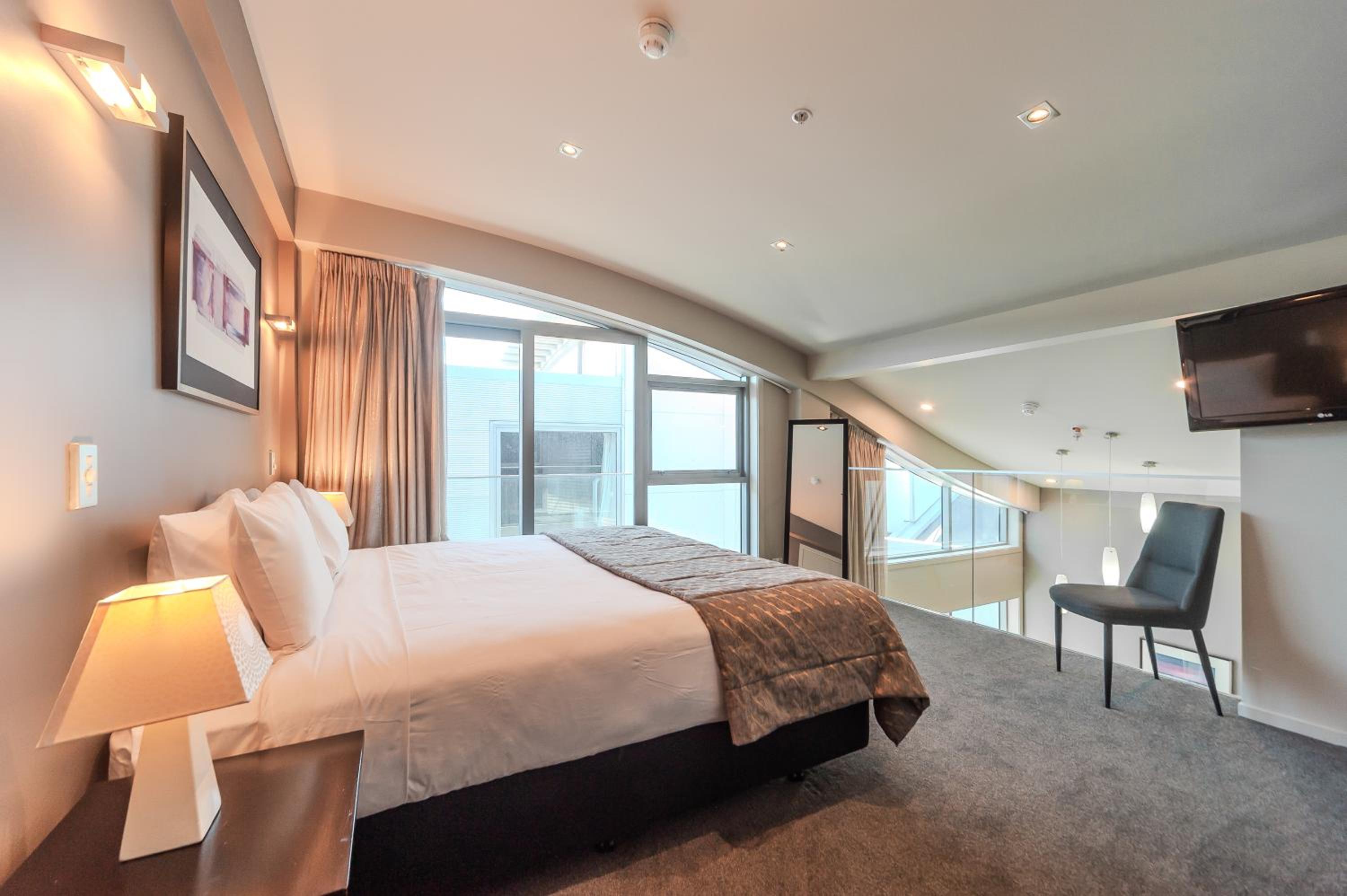 Three-Bedroom Penthouse photo 3