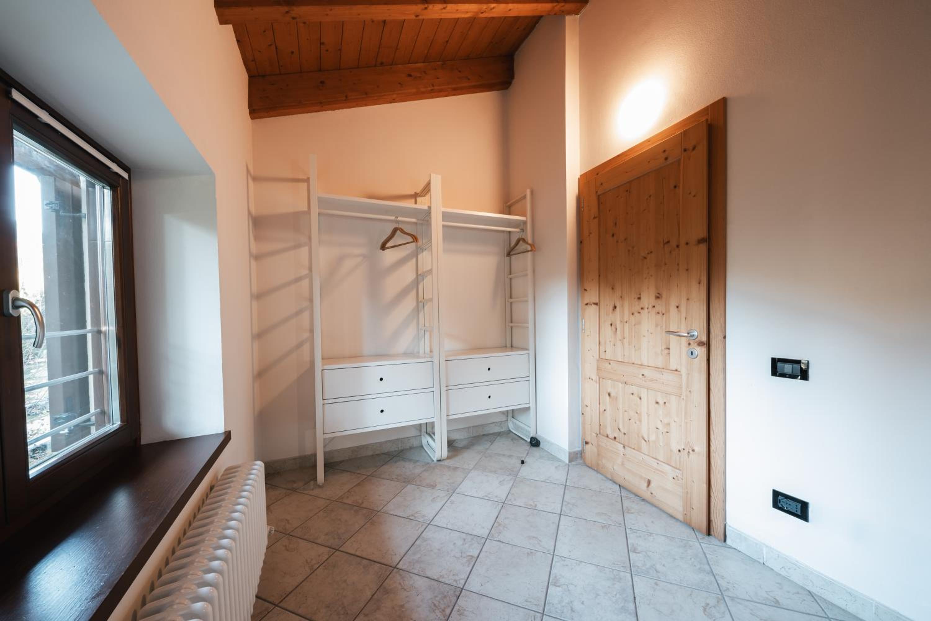 Double Room with Shared Bathroom photo 3
