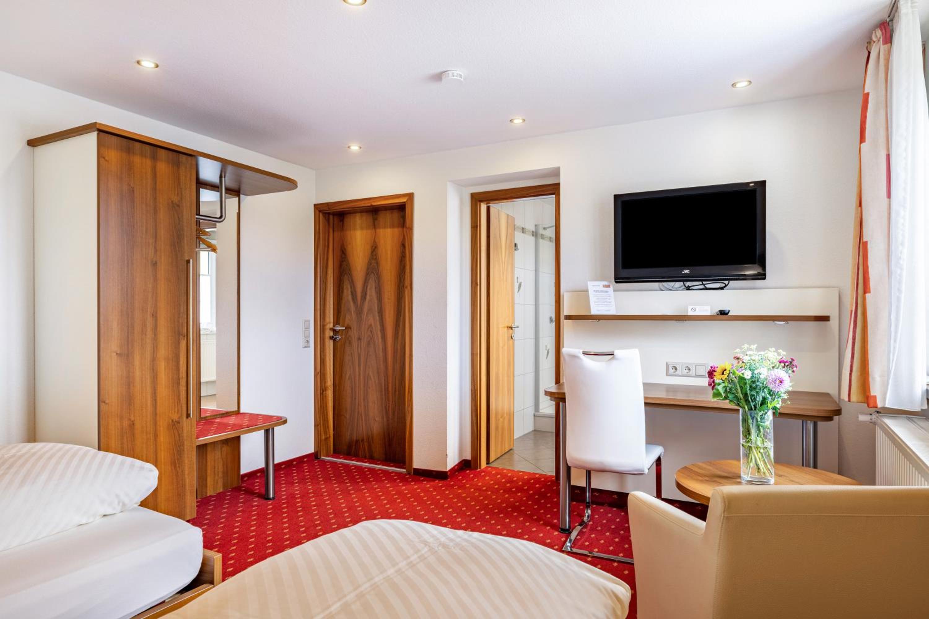 Double Room - Photo 1