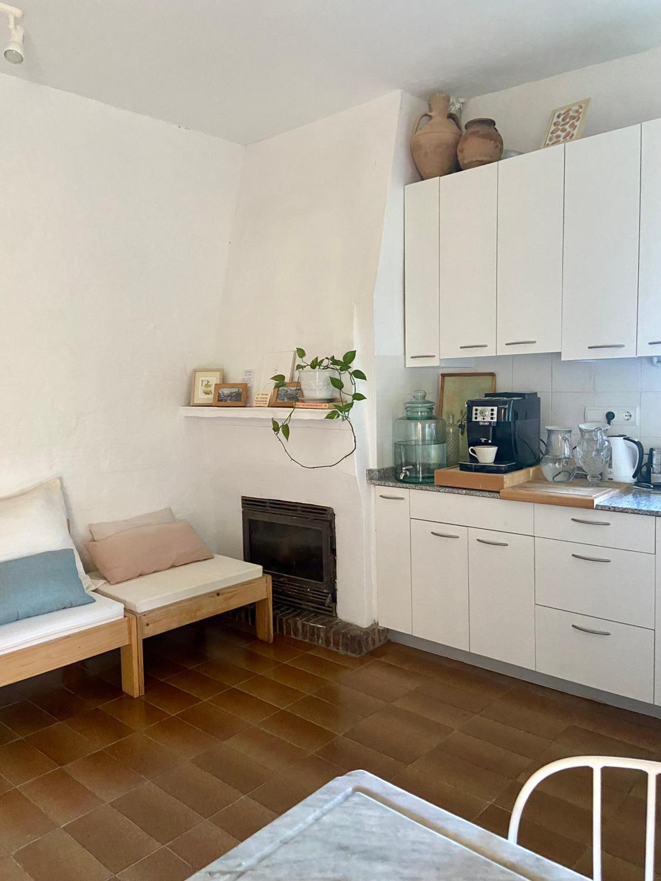Apartment photo 2