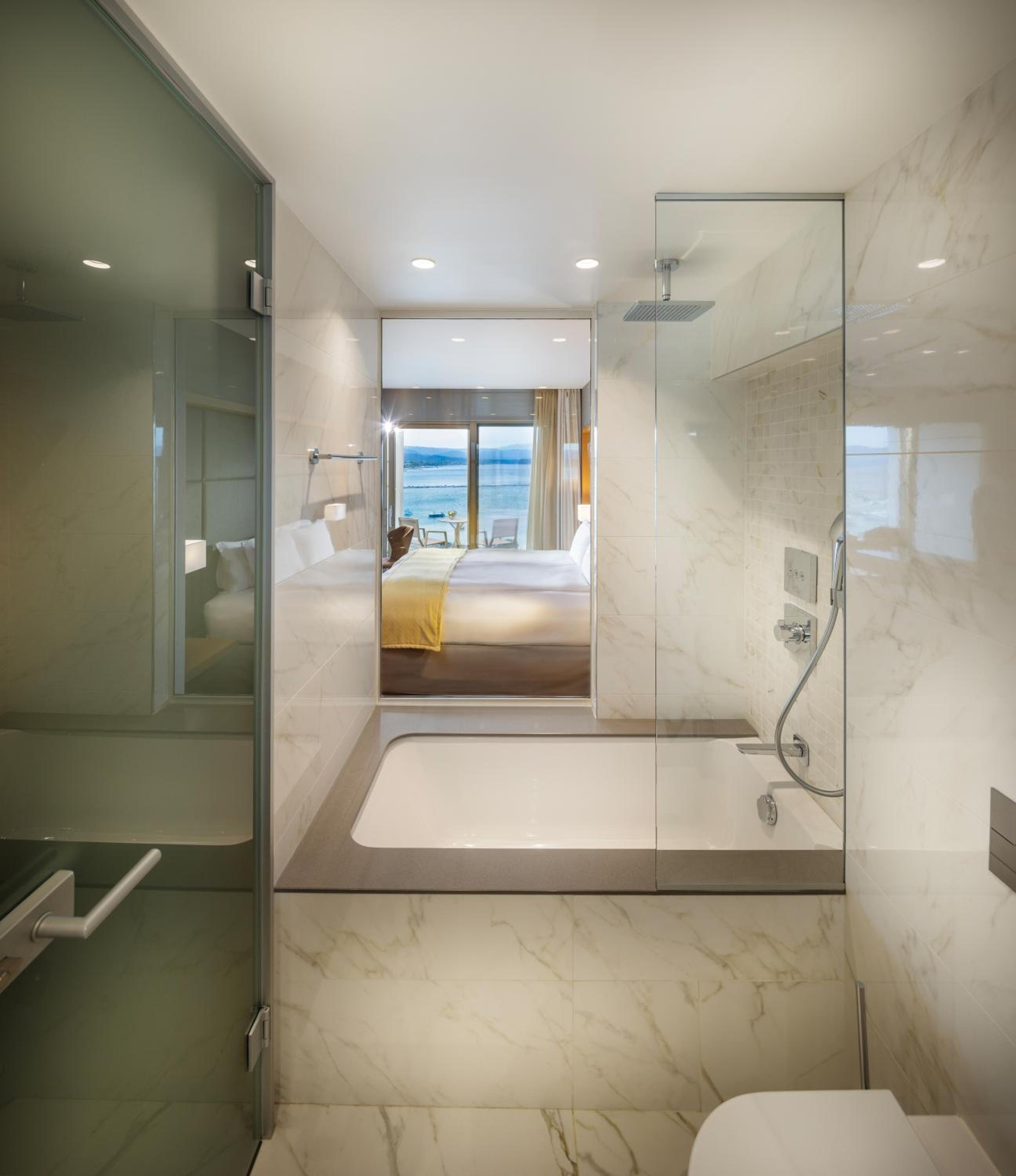 Double room with Harbor View - Photo 7