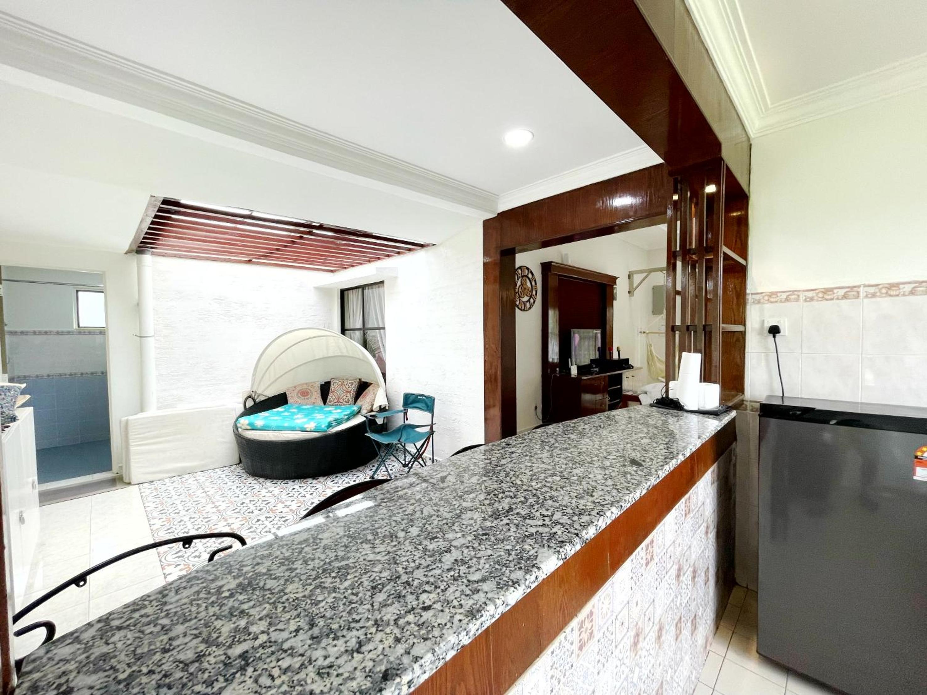 Villa with Private Pool - Photo 16