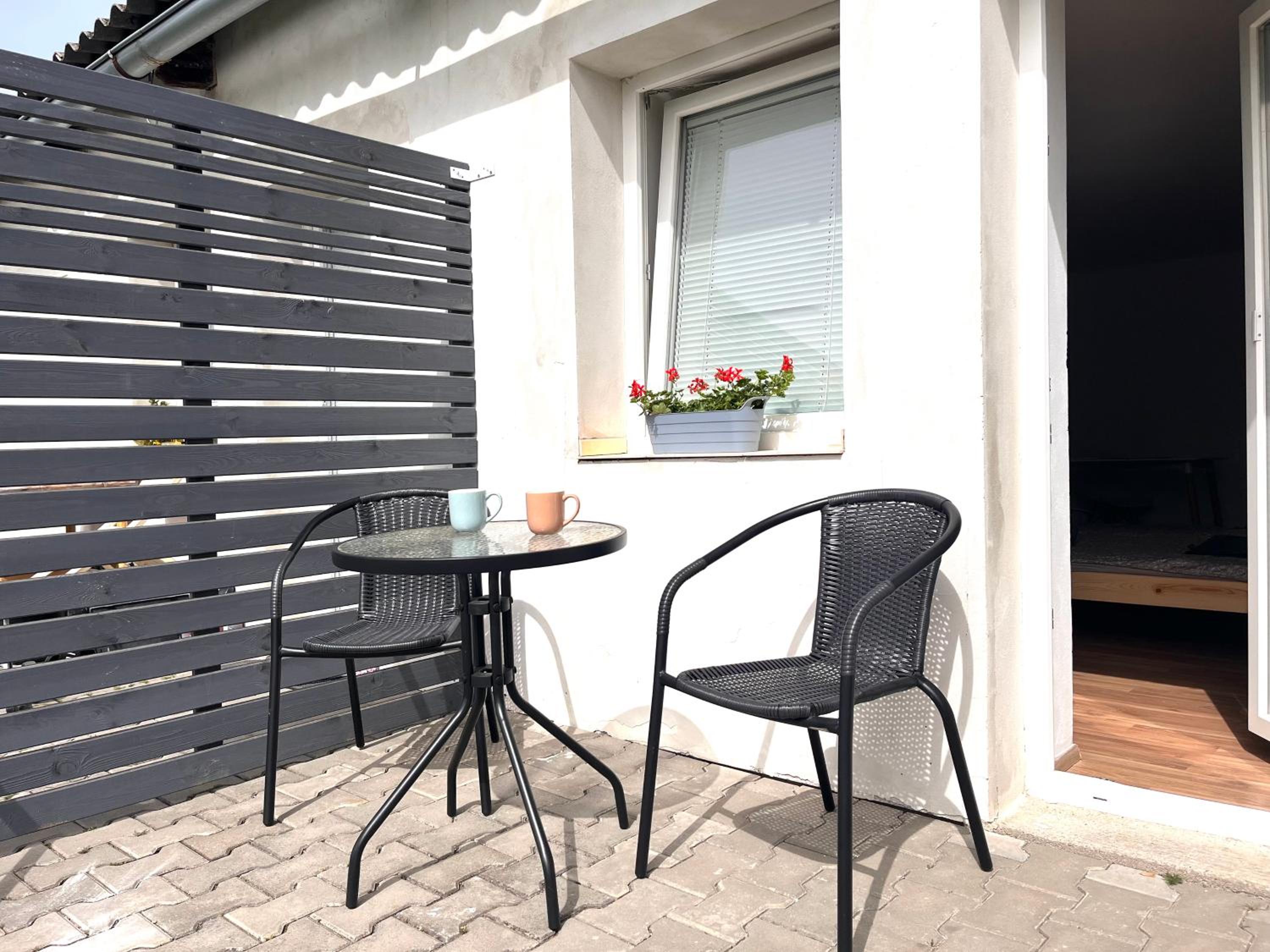 One-Bedroom Apartment with Garden View photo 3