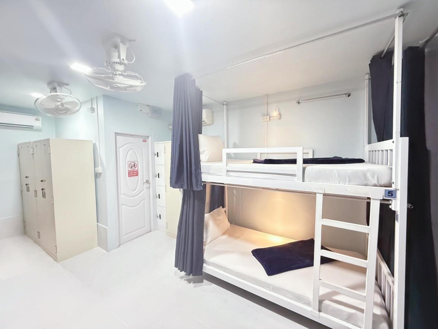 Bed in 6-Bed Mixed Dormitory Room photo 2