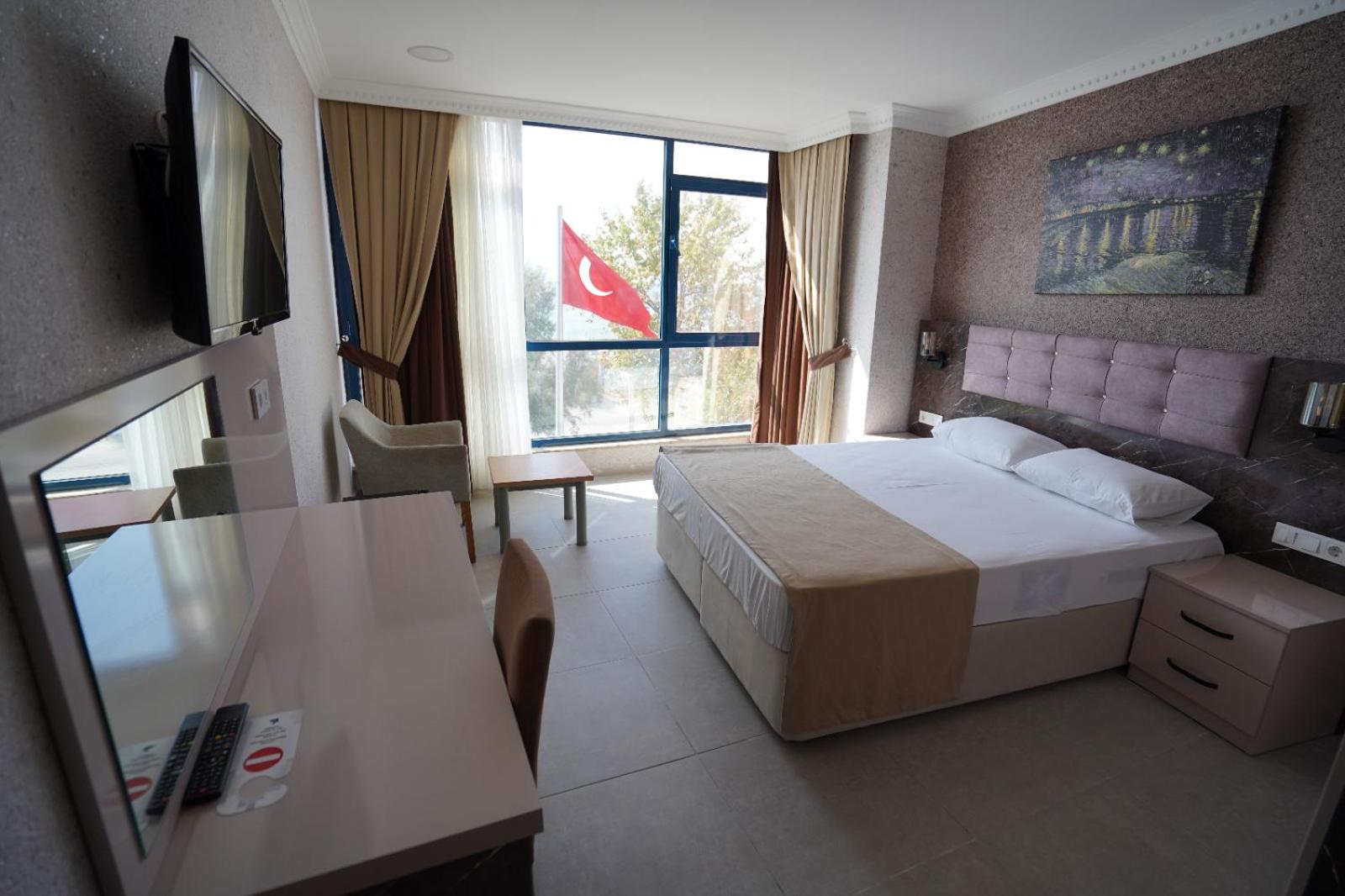 Economy Double Room photo 1