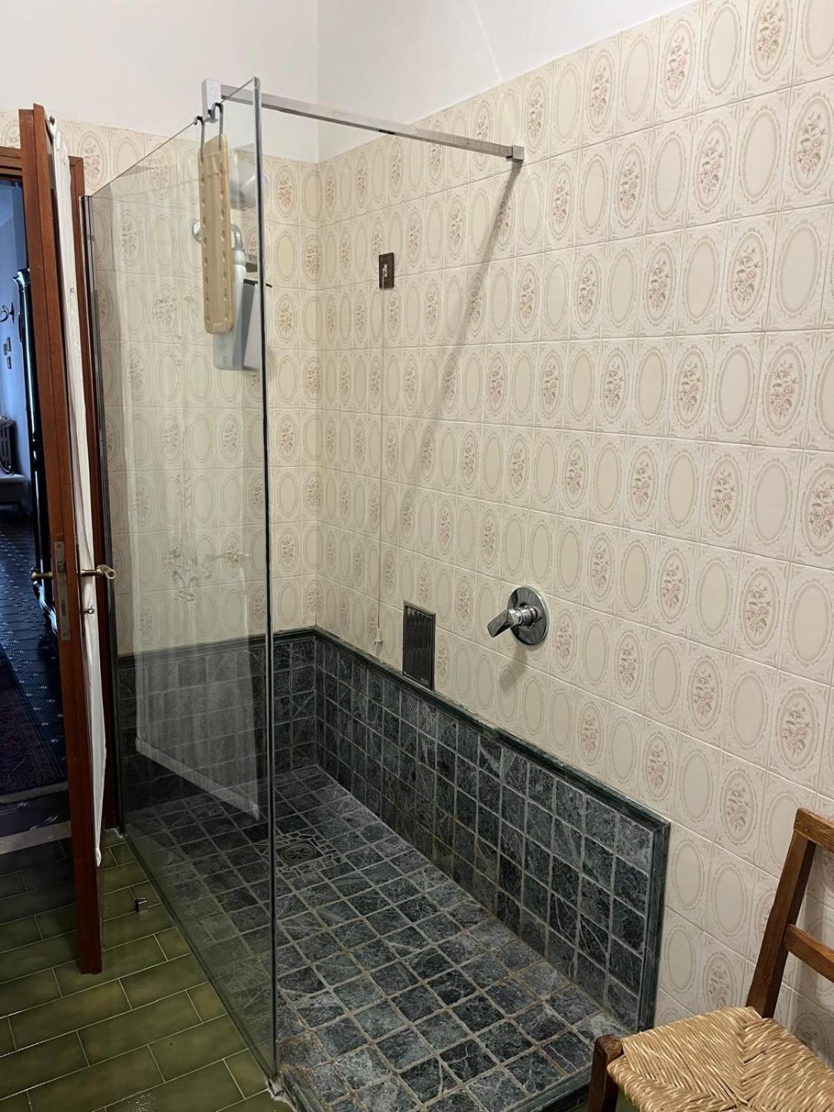 Standard Double Room with Shared Bathroom photo 3
