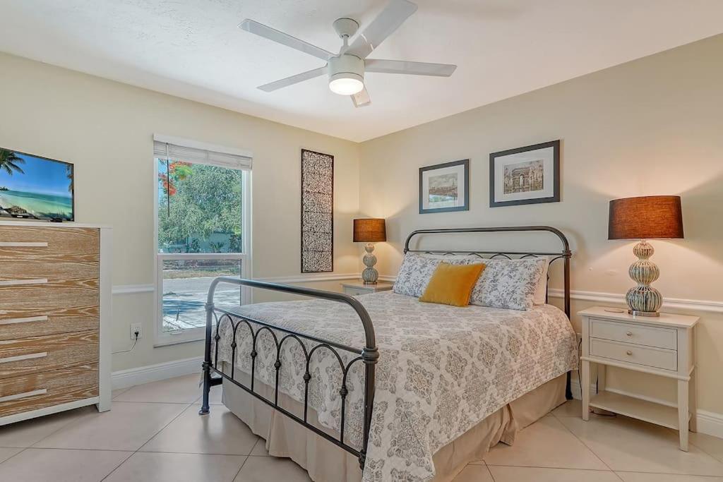 Three-Bedroom House photo 1