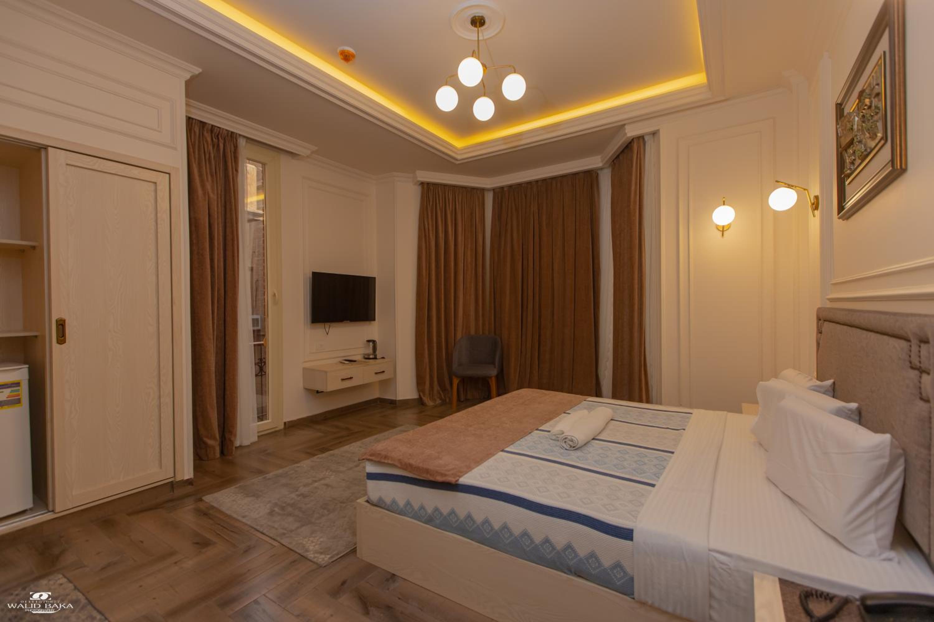 Deluxe Single Room thumbnail 6