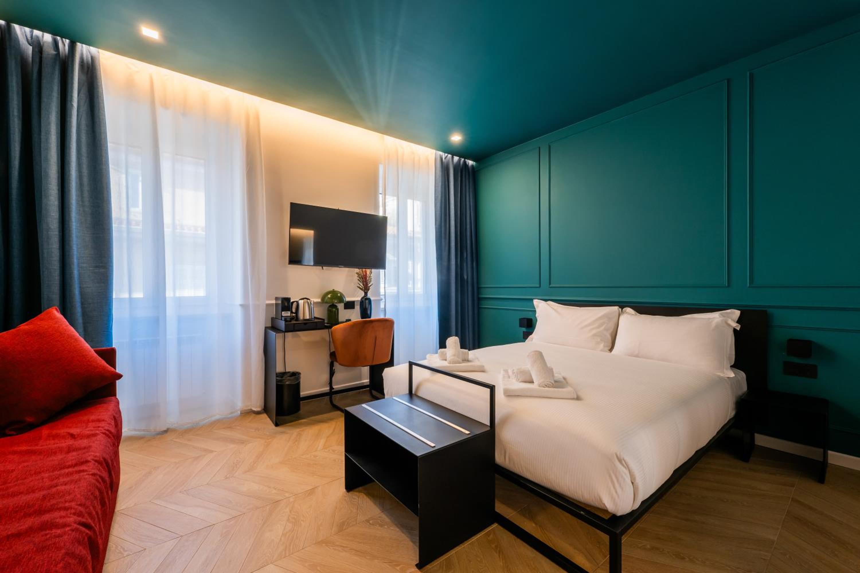 Superior Triple Room photo 3