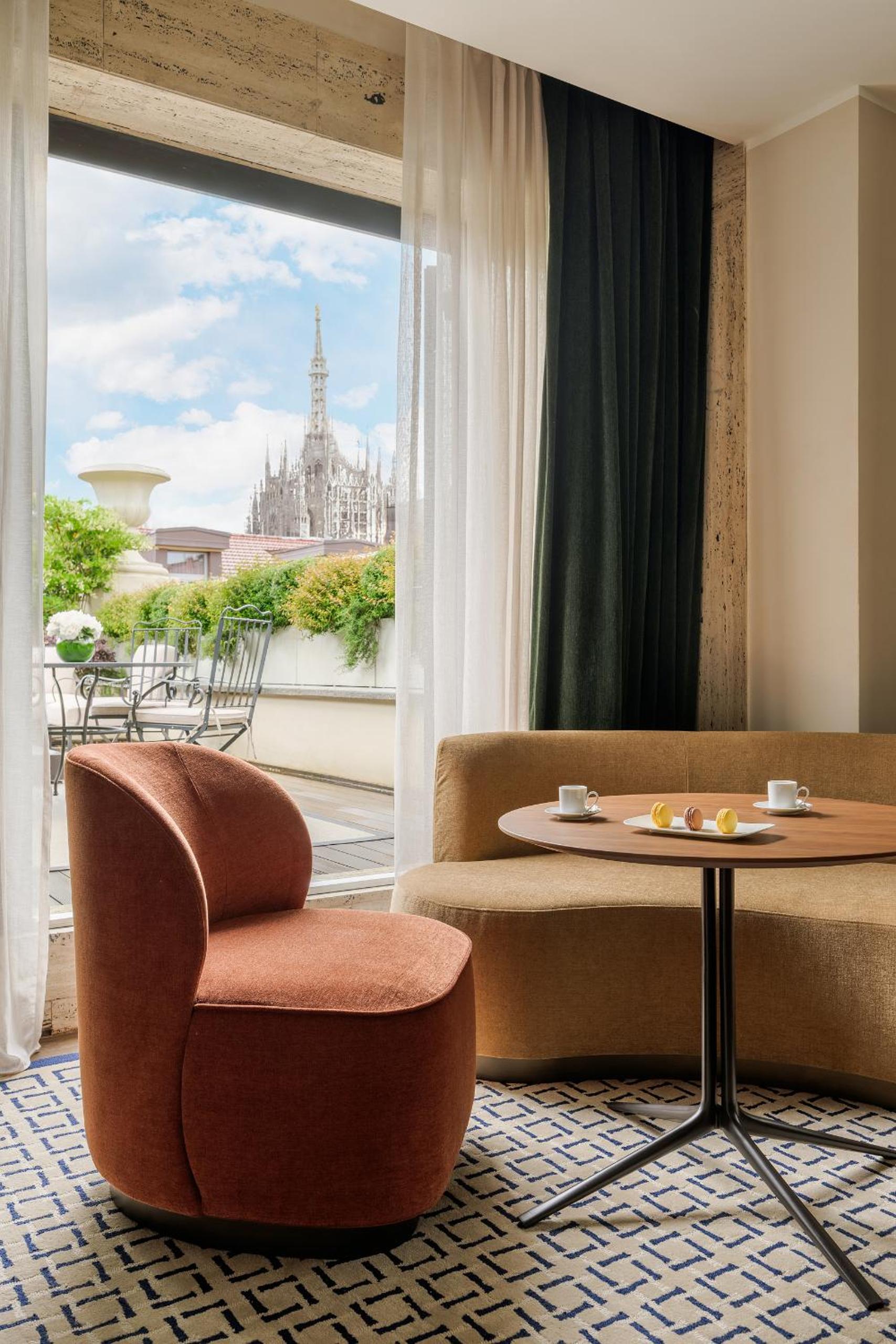 Terrace Suite thumbnail 5