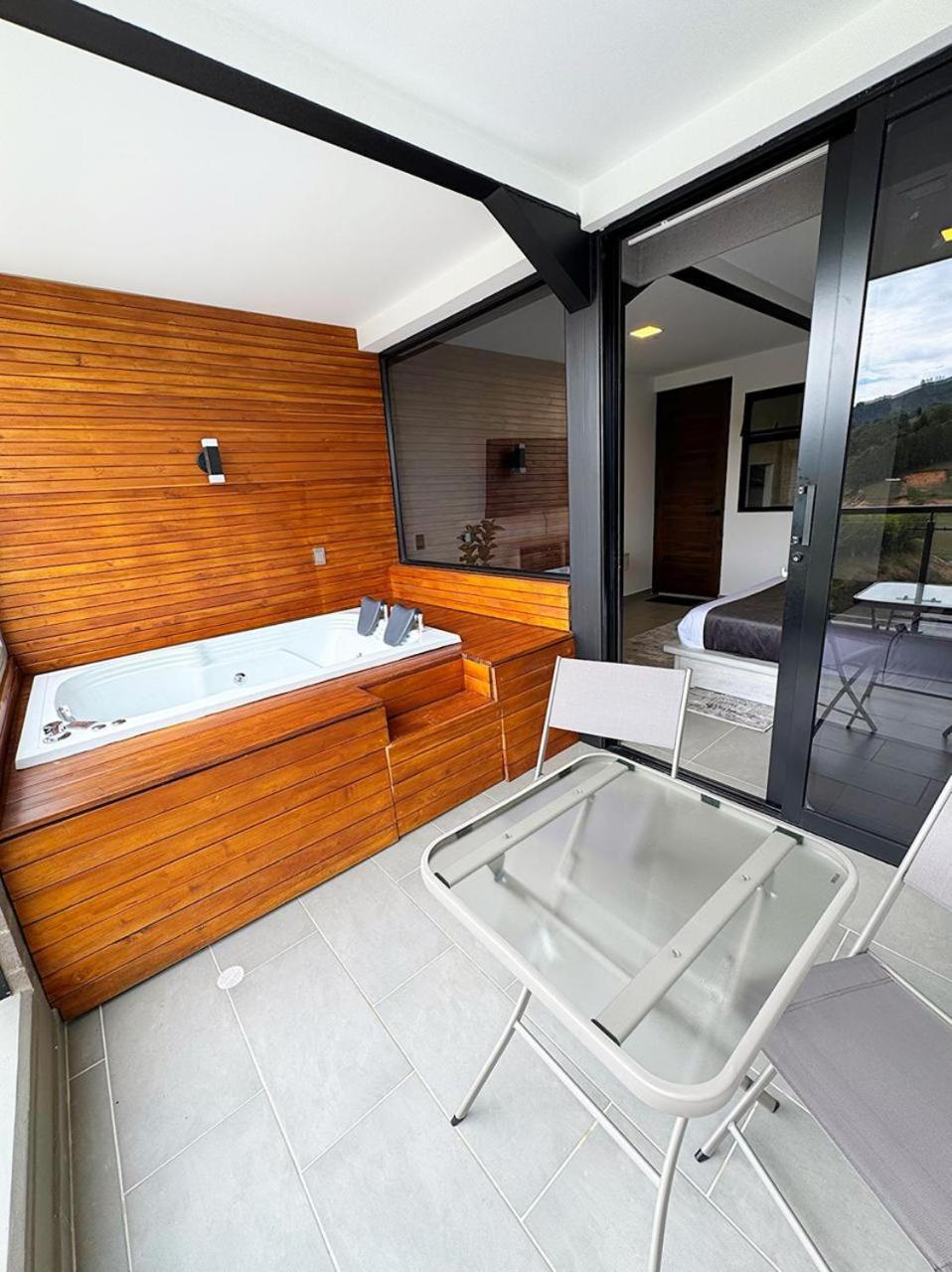 Suite With Spa Bath photo 2