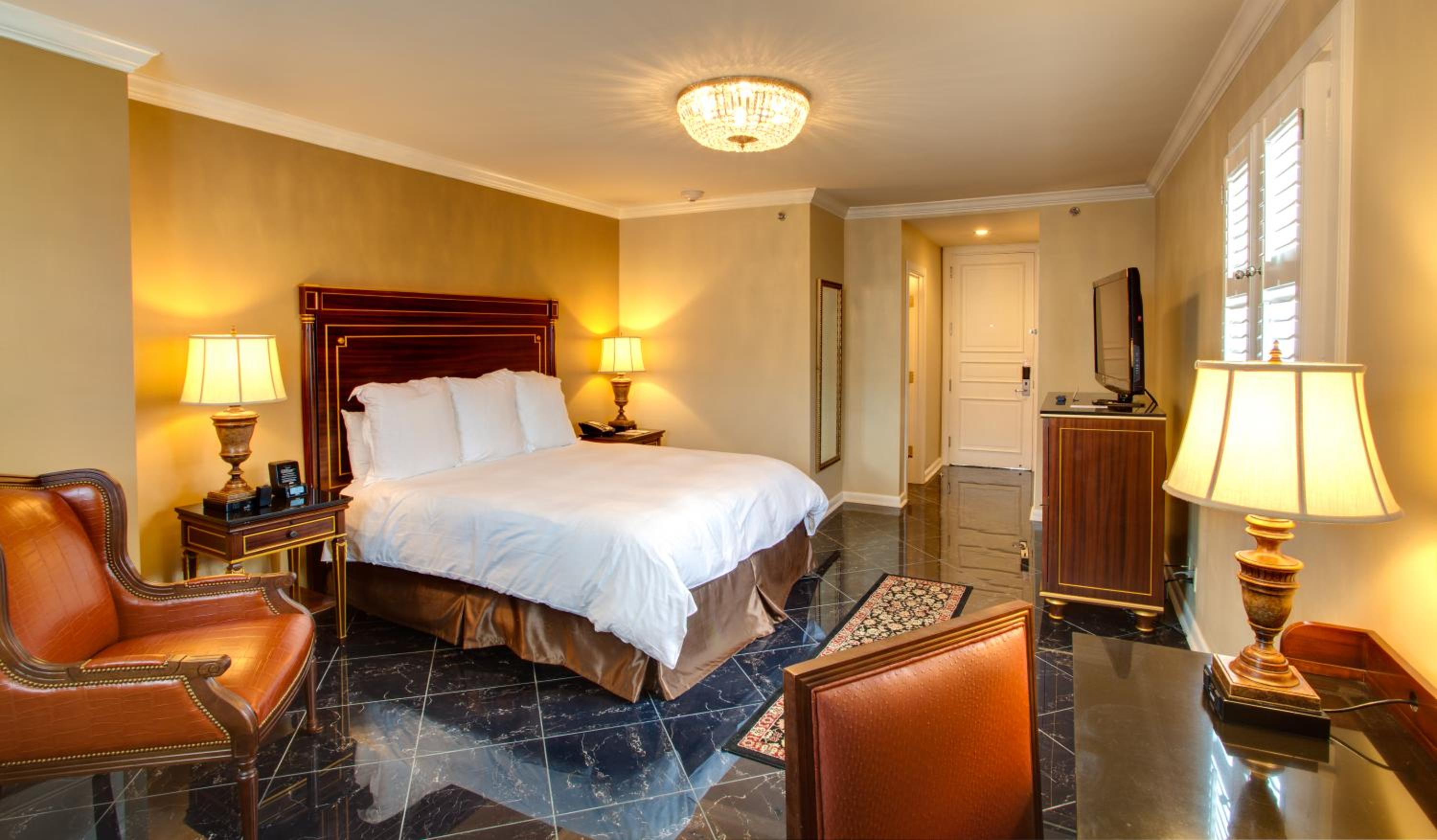Superior King Room - Photo 4